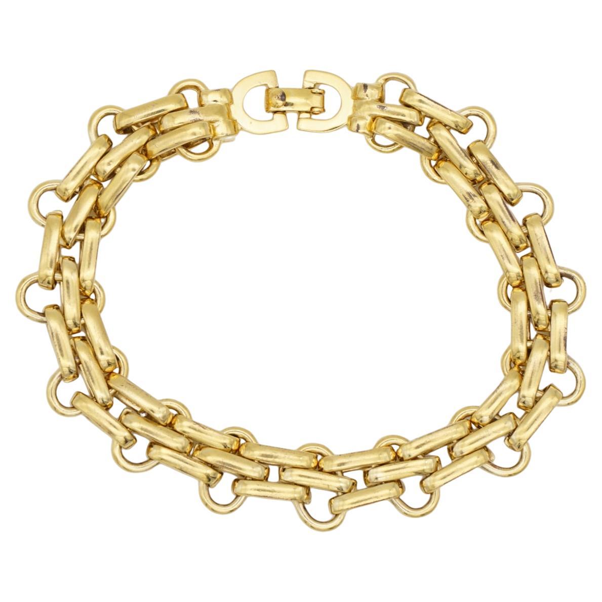 Christian Dior Vintage 1980s Classic Interlocked Link Gold Modernist Bracelet For Sale