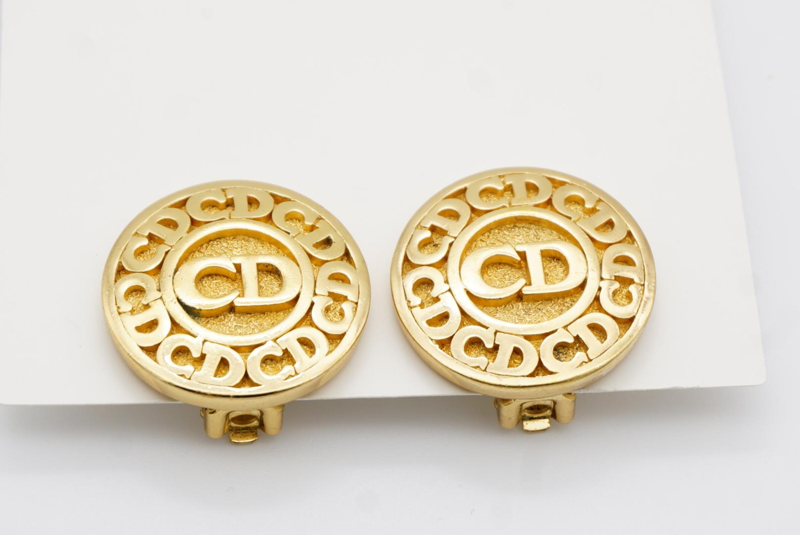Christian Dior Vintage 1980s Classic Logo CD Button Round Circle Clip Earrings For Sale 5