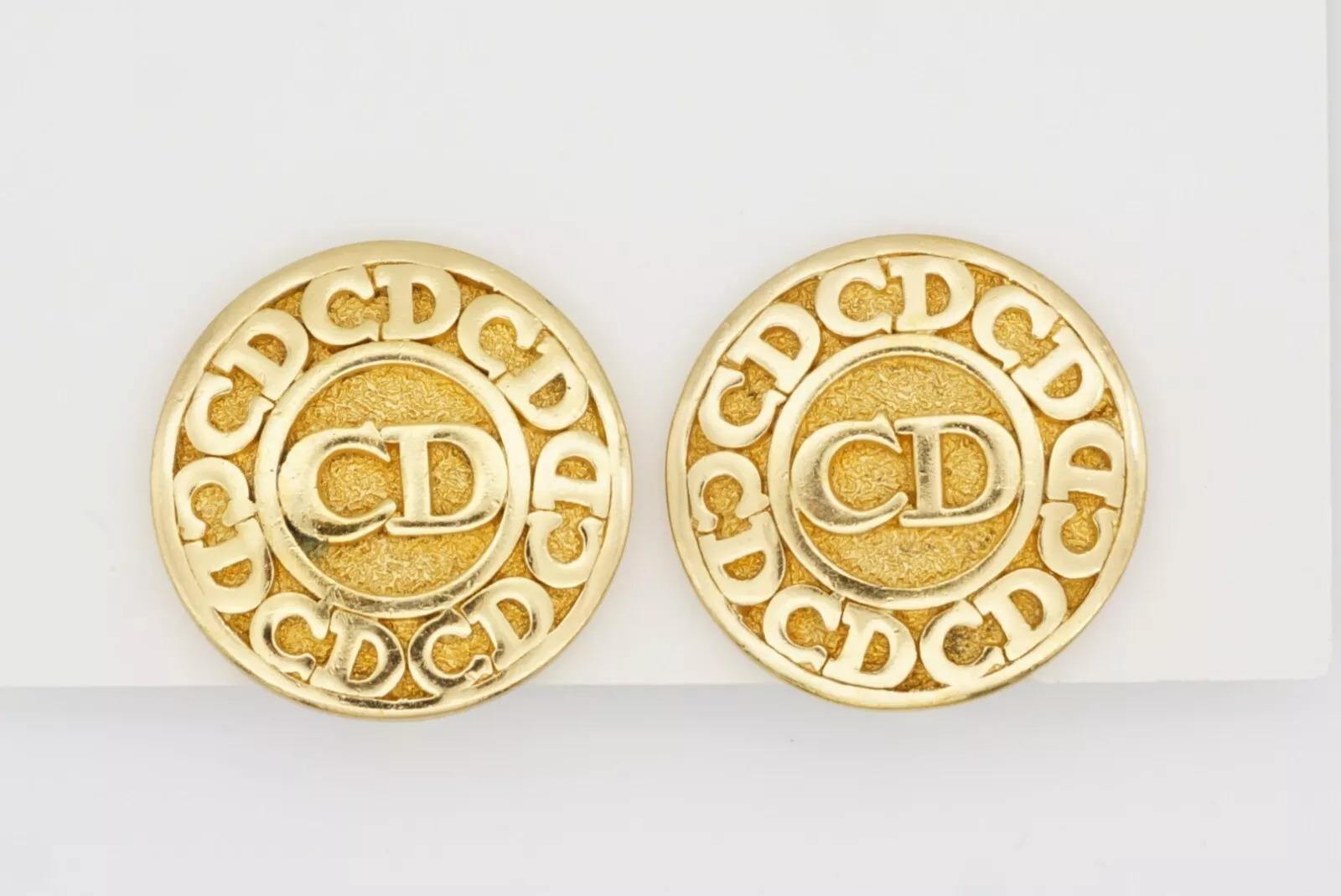 Christian Dior Vintage 1980s Classic Logo CD Button Round Circle Clip Earrings For Sale 9