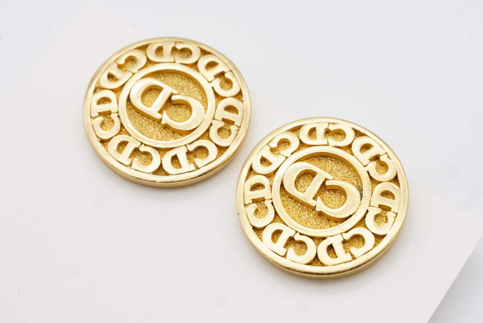 Christian Dior Vintage 1980s Classic Logo CD Button Round Circle Clip Earrings For Sale 4