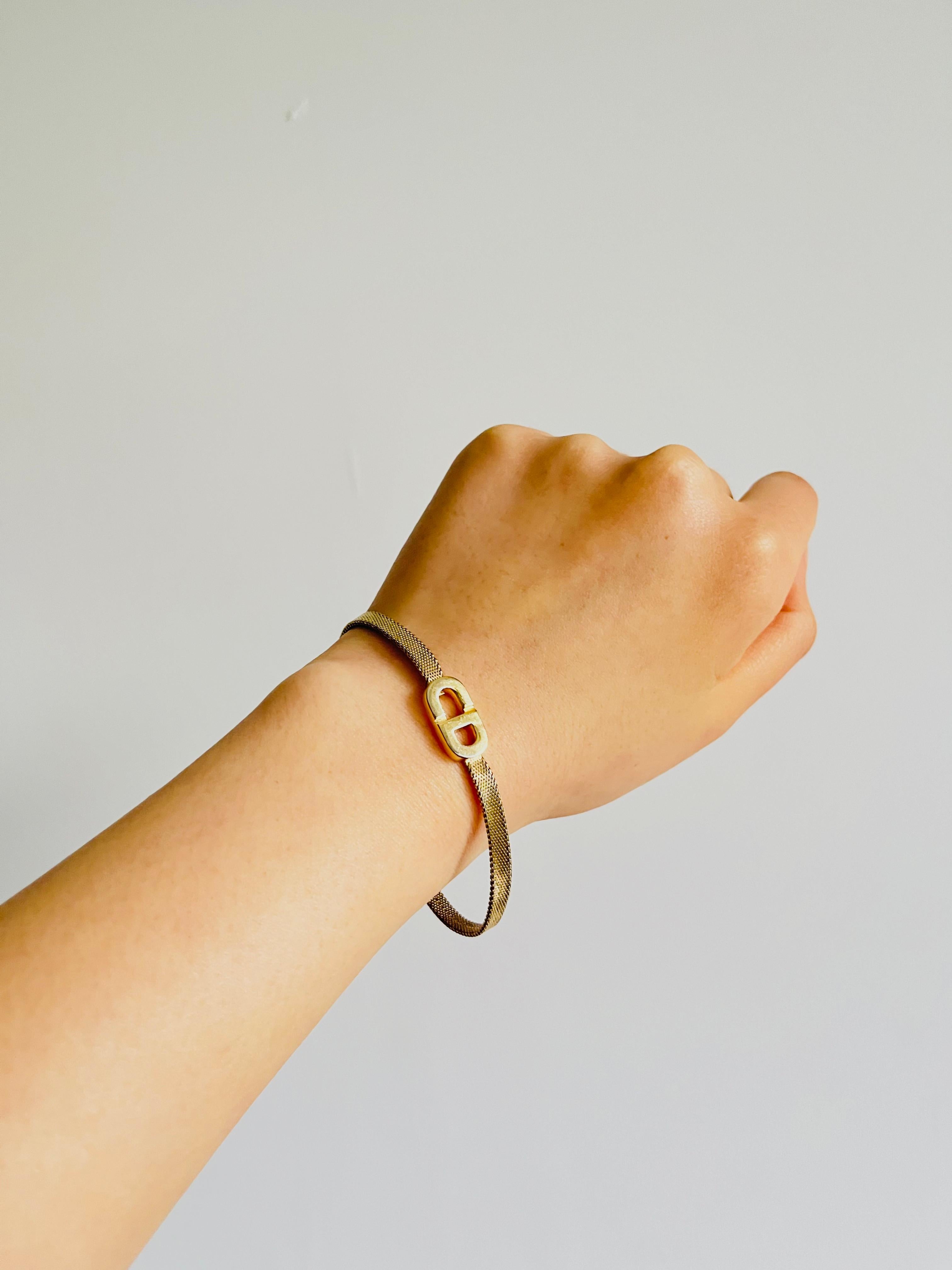 Women's or Men's Christian Dior Vintage 1980s Classic Logo CD Monogram Mesh Woven Gold Bracelet For Sale