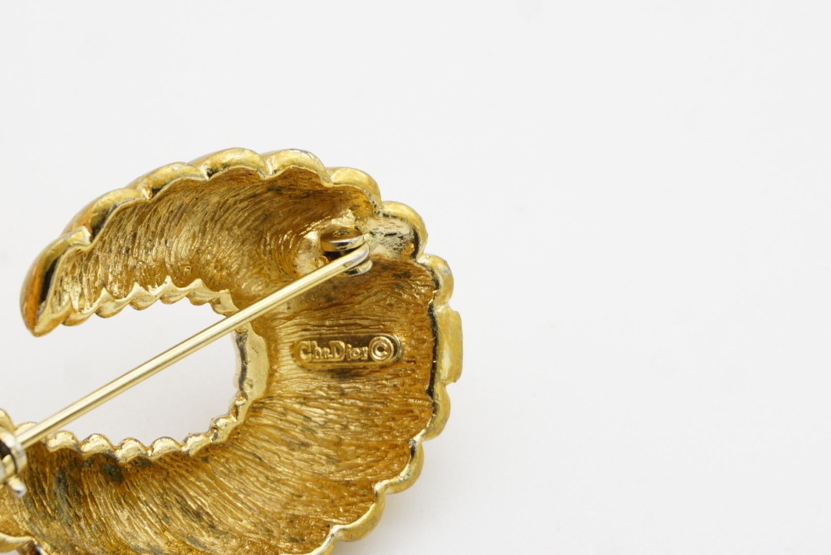 Christian Dior Vintage 1980s Croissant Oval Horn Shell Swirl Crystals Brooch 8