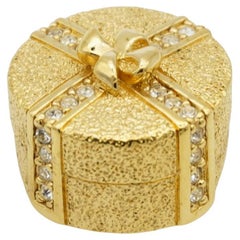 Christian Dior Vintage 1980s Crystals 3D Gift Present Ribbon Round Box Brooch