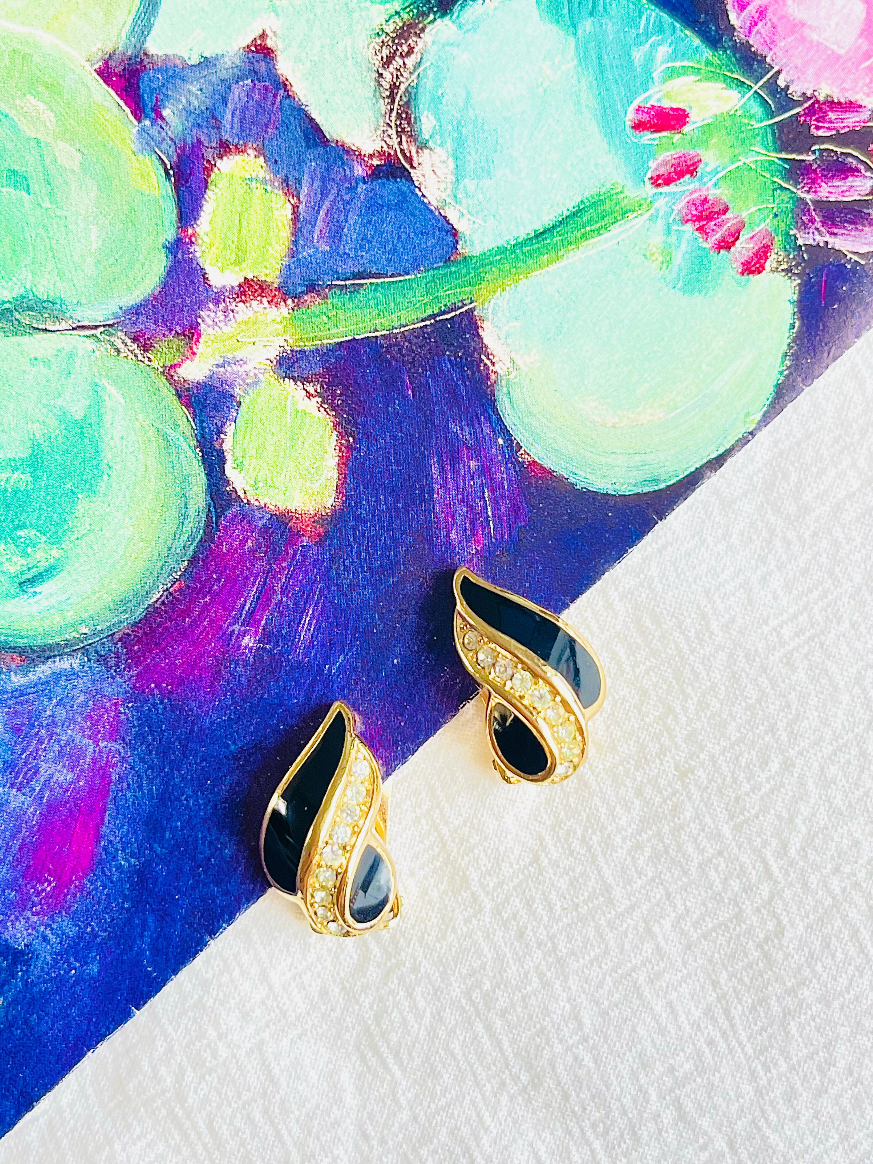 Baroque Christian Dior Vintage 1980s Crystals Black Enamel Leaf Fire Gold Clip Earrings For Sale