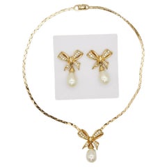 Christian Dior Vintage Crystals Knot Bow White Pearl Tear Water Drop Gold 2 Set