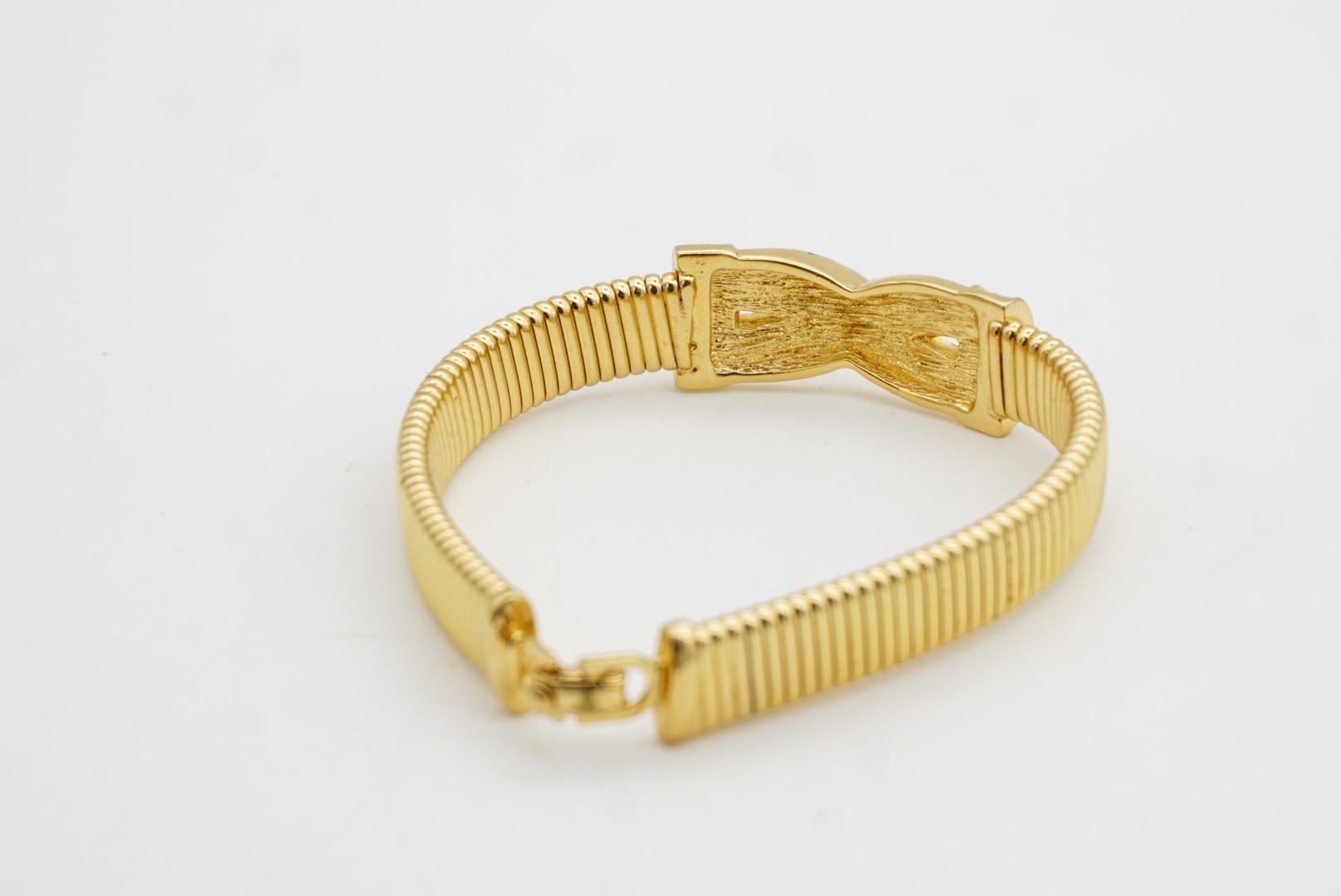 Christian Dior Bracciale vintage anni '80 con cristalli, croce e Omega a nastro in vendita 6