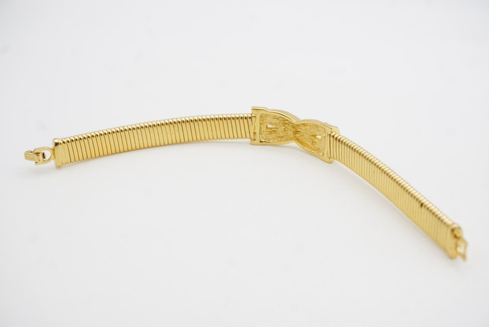 Christian Dior Bracciale vintage anni '80 con cristalli, croce e Omega a nastro in vendita 7