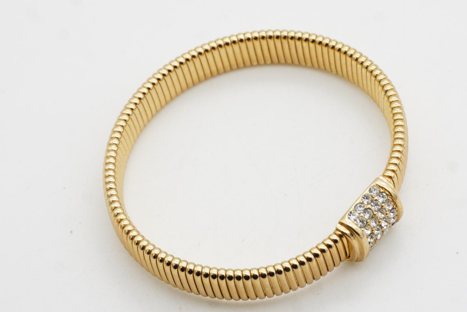 Christian Dior Bracciale Omega Regolabile Vintage 1980 con Cristalli Quadrati e Charm in vendita 8