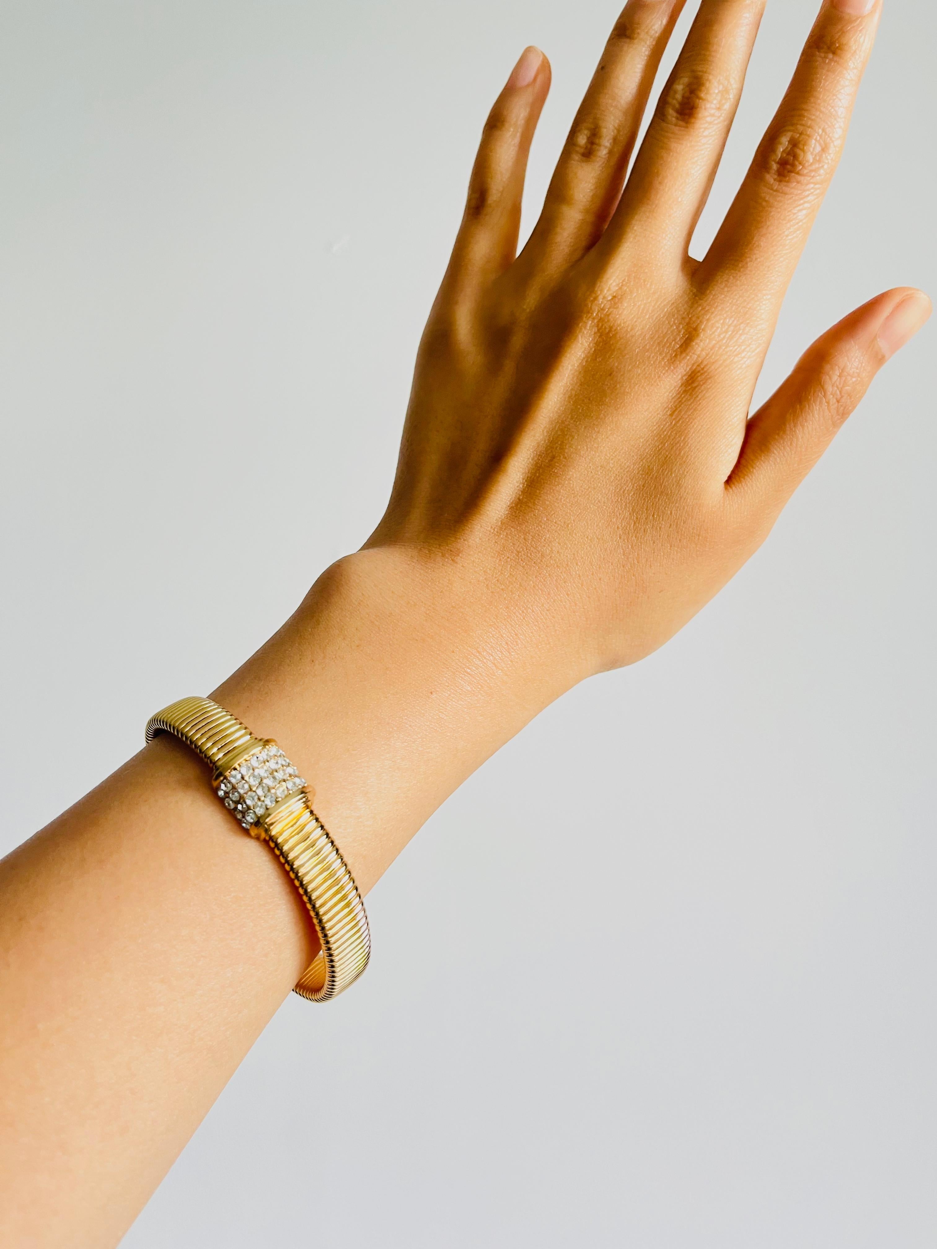 da uomo o donna Christian Dior Bracciale Omega Regolabile Vintage 1980 con Cristalli Quadrati e Charm in vendita