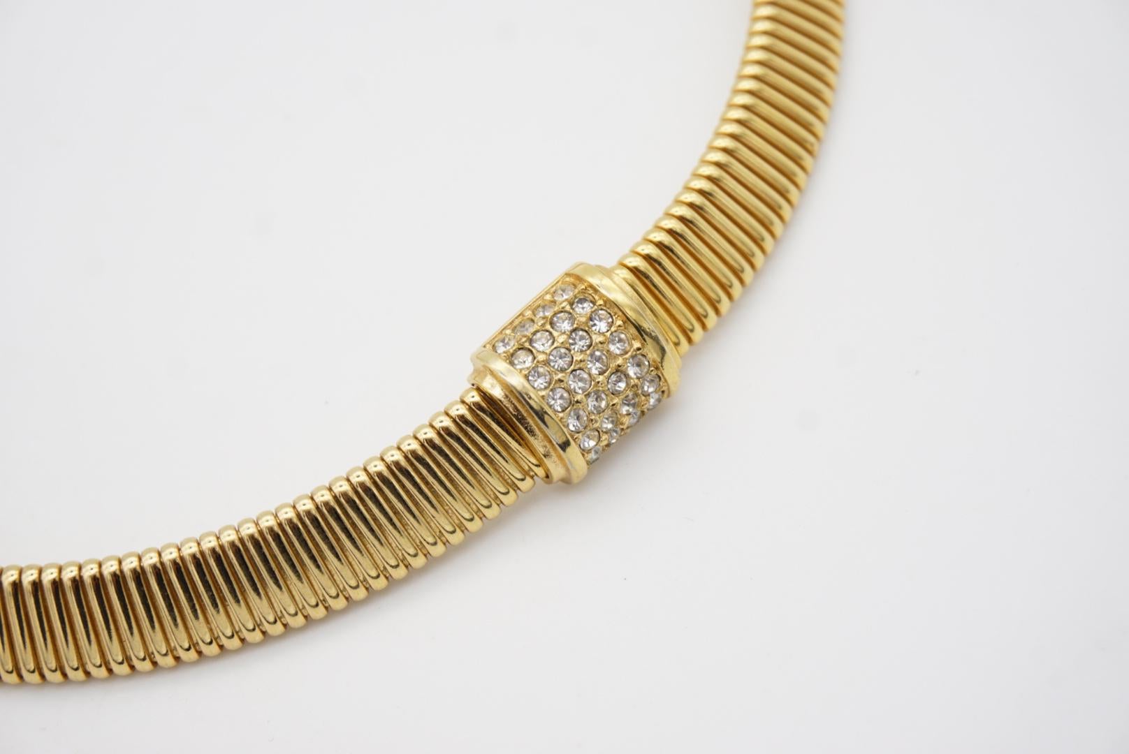 Christian Dior Vintage 1980s Crystals Square Pendant Omega Choker Gold Necklace For Sale 6