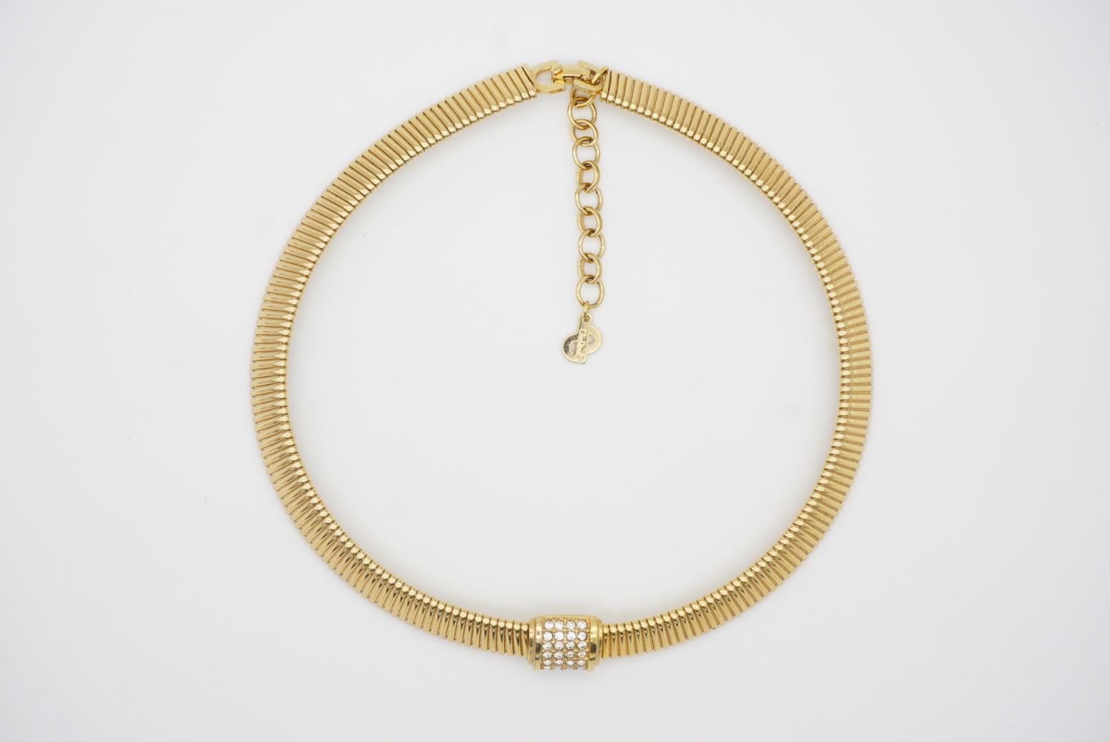Christian Dior Vintage 1980s Crystals Square Pendant Omega Choker Gold Necklace For Sale 3