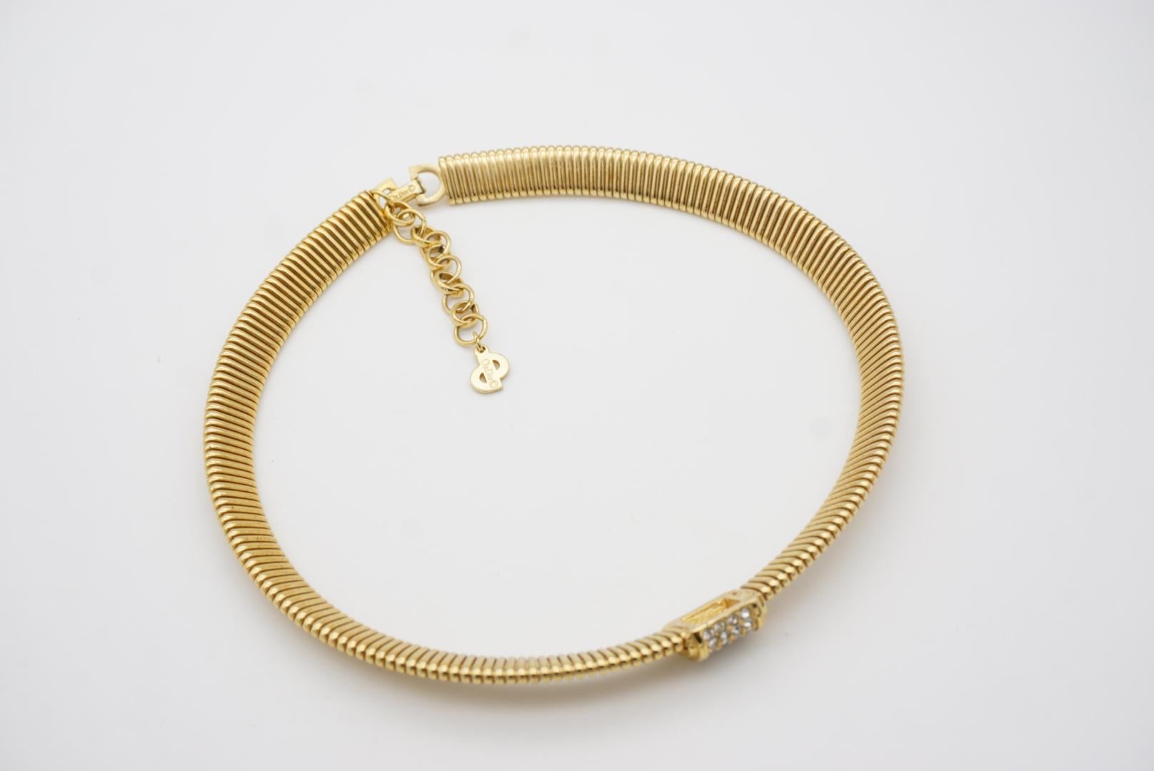 Christian Dior Vintage 1980s Crystals Square Pendant Omega Choker Gold Necklace For Sale 4