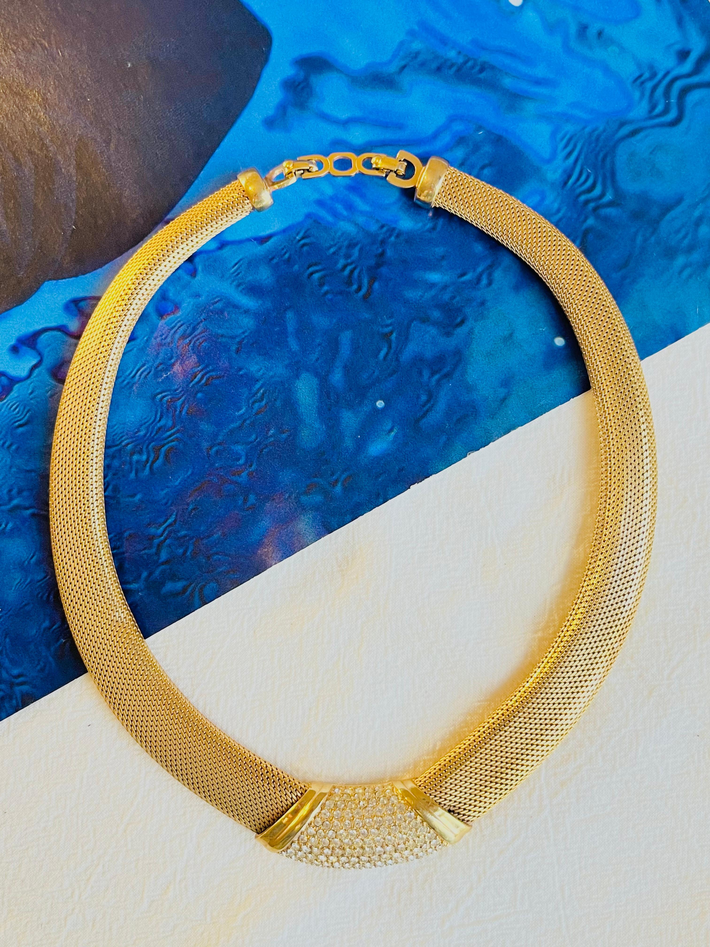 Christian Dior Vintage 1980s Crystals Wide Chunky Woven Mesh Omega Necklace Art Decó en venta