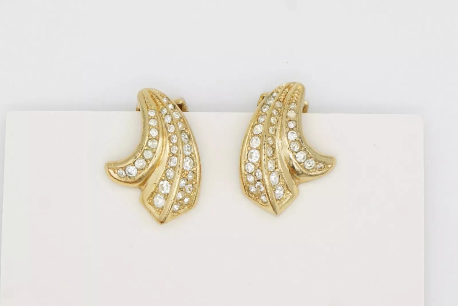 Christian Dior Vintage 1980s Crystals Wing Petal Floral Blossom Clip Earrings For Sale 7