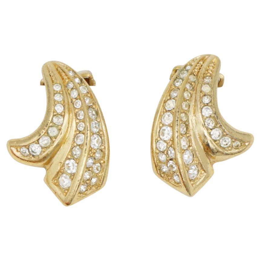 Christian Dior Vintage 1980s Crystals Wing Petal Floral Blossom Clip Earrings, Gold Tone

Very good condition. Some light scratches, barely noticeable. 100% Genuine.

A very beautiful pair of rhinestone clip on earrings by Chr. DIOR, signed at the