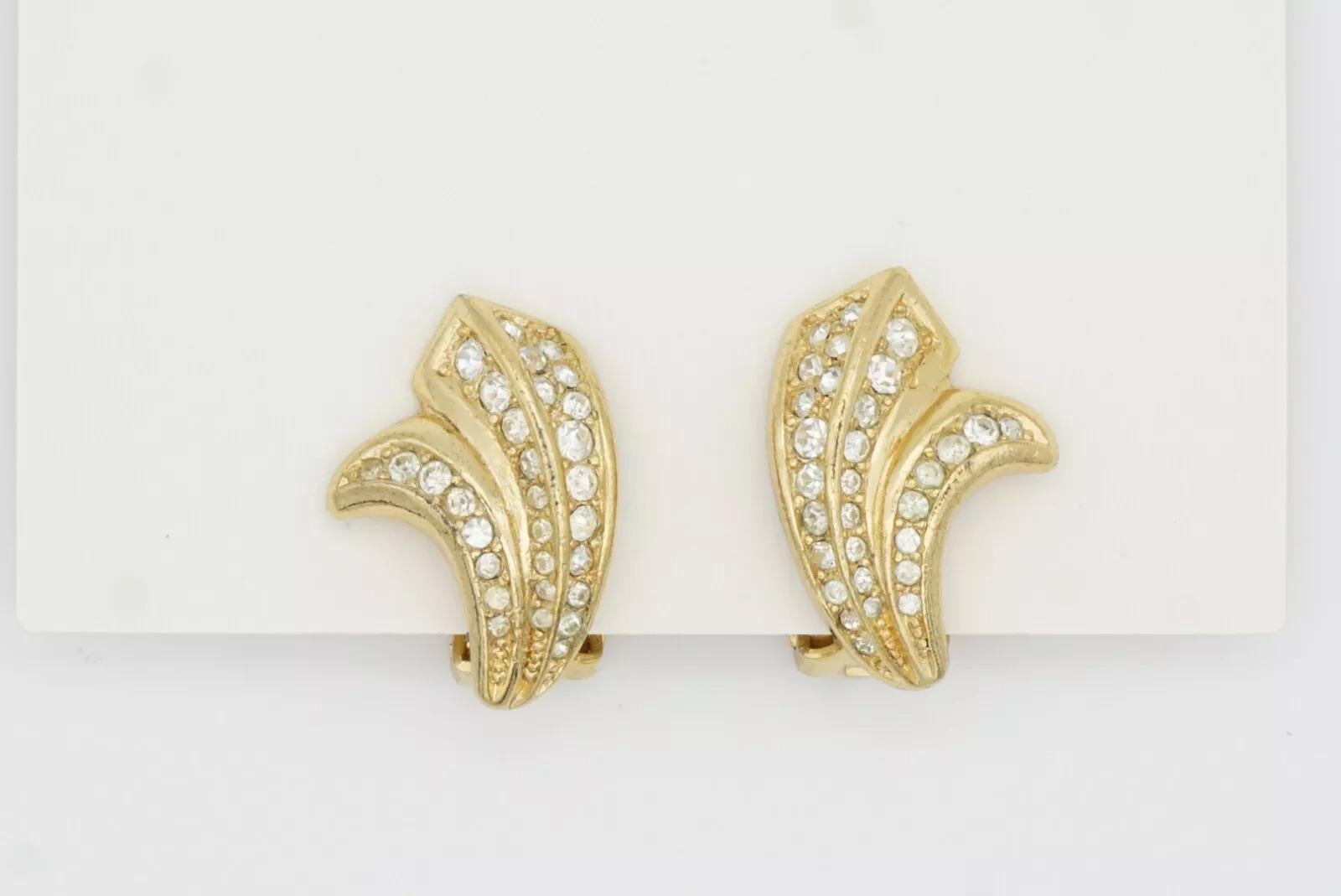 Christian Dior Vintage 1980s Curled Flower Petals Crystals Leaf Clip Earrings For Sale 7
