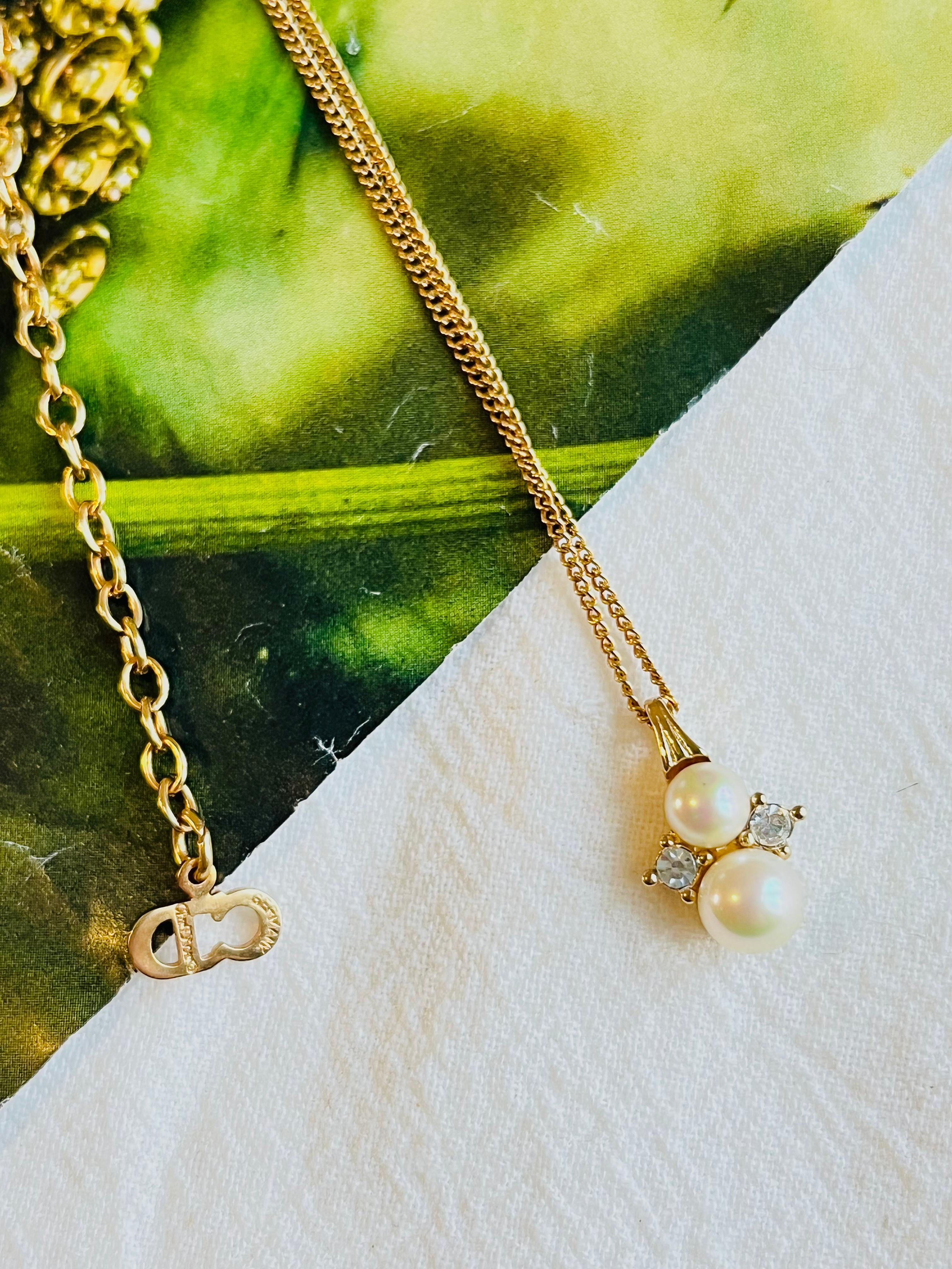 Christian Dior Vintage 1980s Double Pearls Crystals Gold Elegant Chain Necklace  In Excellent Condition For Sale In Wokingham, England