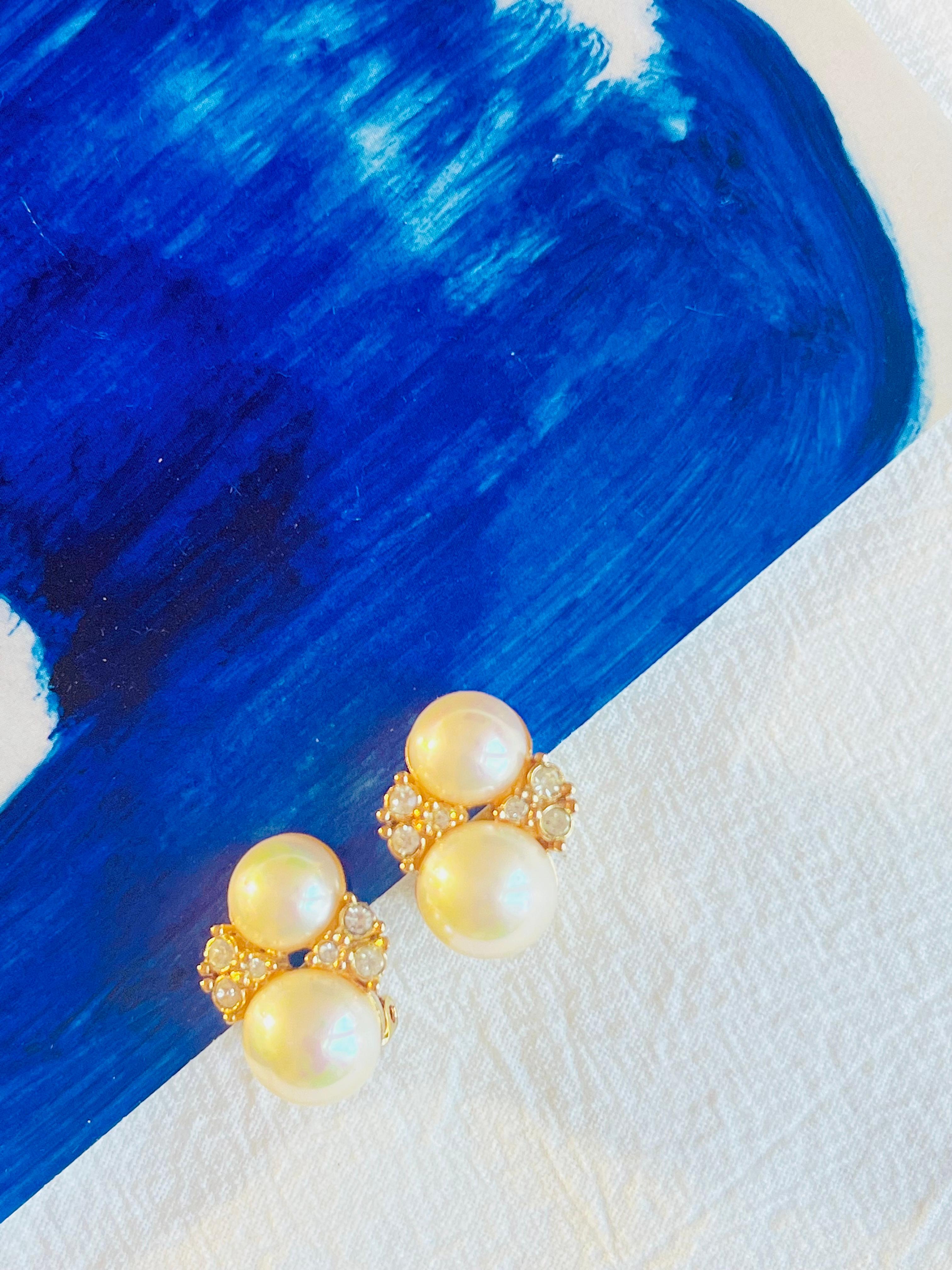 Art nouveau Christian Dior Clips d'oreilles vintage en or à double perle blanche et cristal des années 1980 en vente