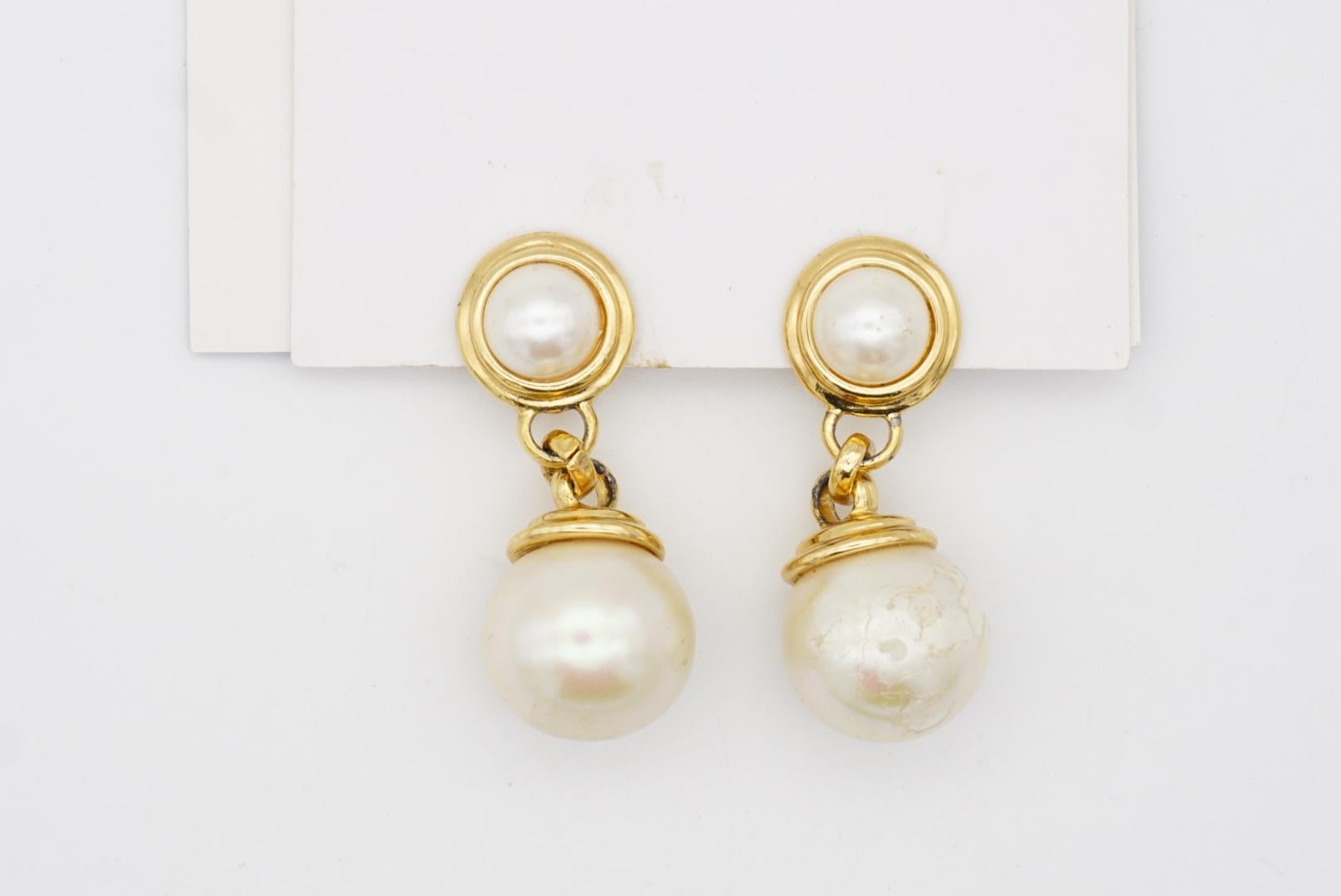 Christian Dior Vintage 1980s Double White Round Pearls Drop Gold Clip Earrings For Sale 2
