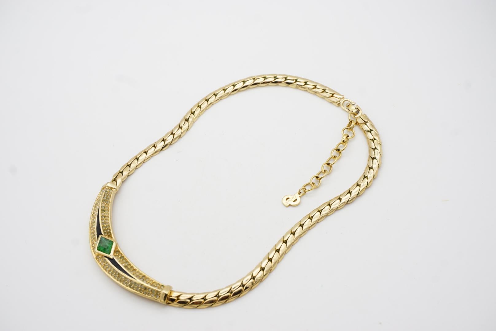 Christian Dior Vintage 1980s Emerald Green Gripoix Black Crystals Gold Necklace For Sale 7