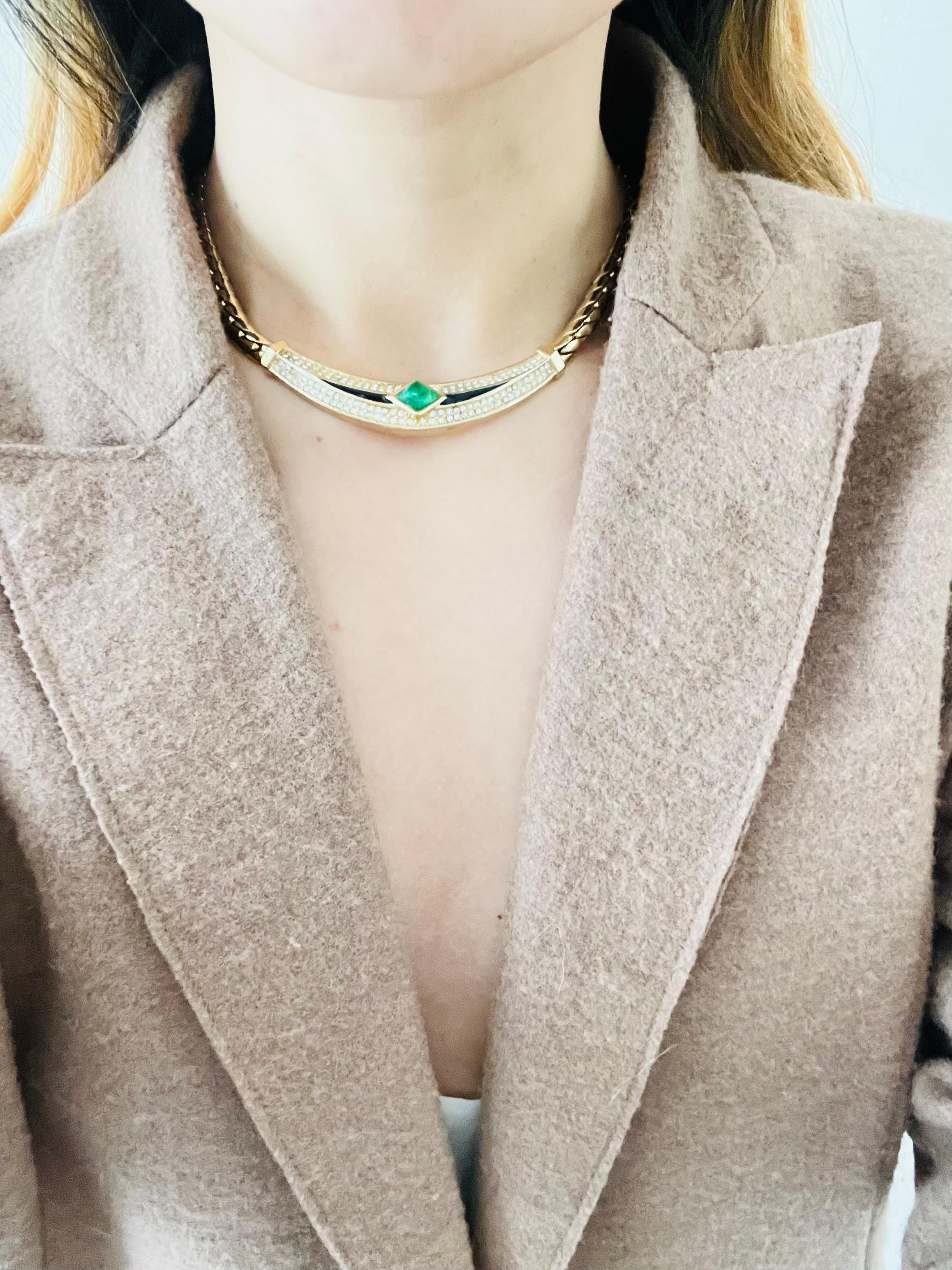 Christian Dior Vintage 1980s Emerald Green Gripoix Black Crystals Gold Necklace For Sale 1