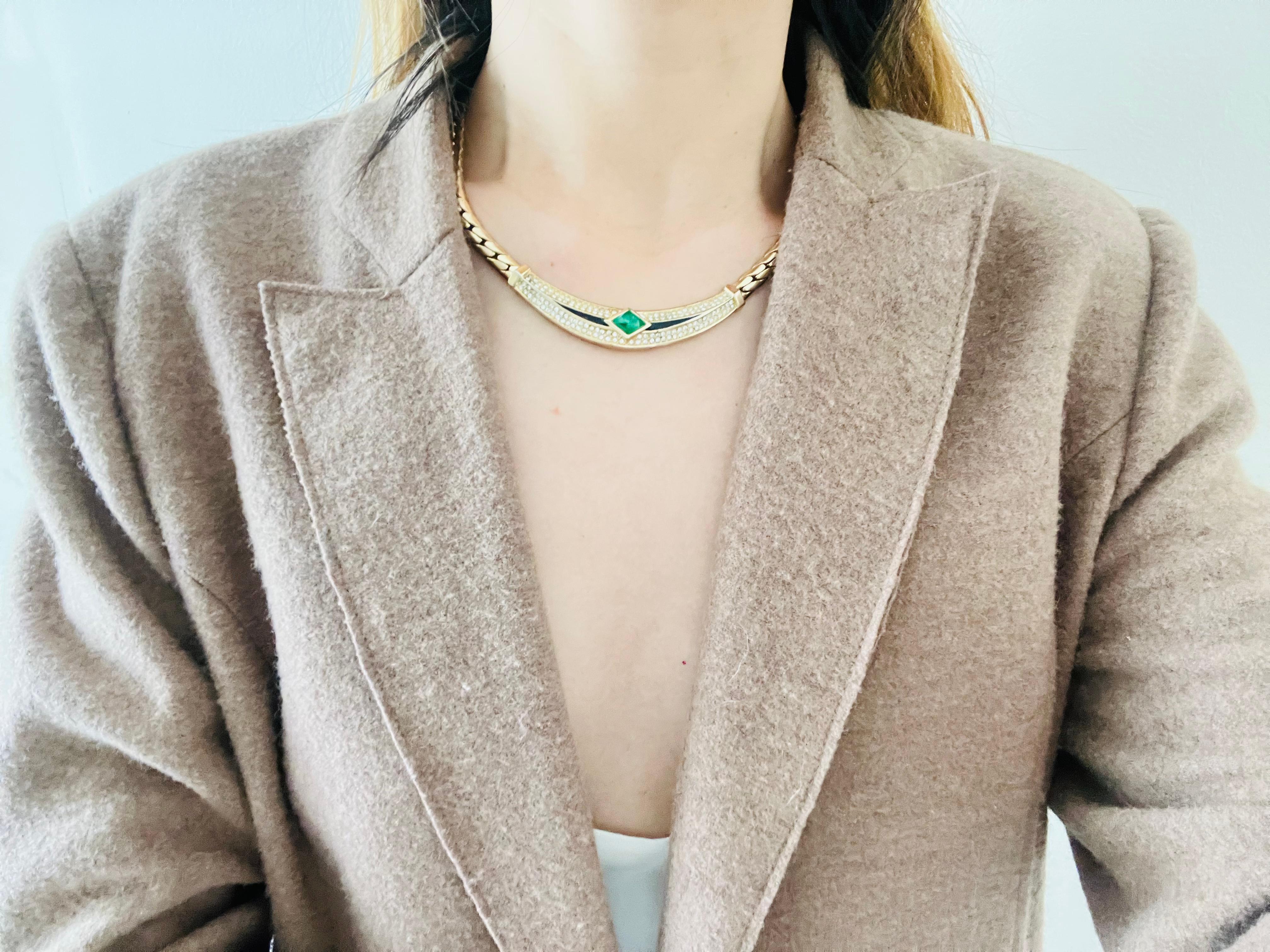 Christian Dior Vintage 1980s Emerald Green Gripoix Black Crystals Gold Necklace For Sale 2
