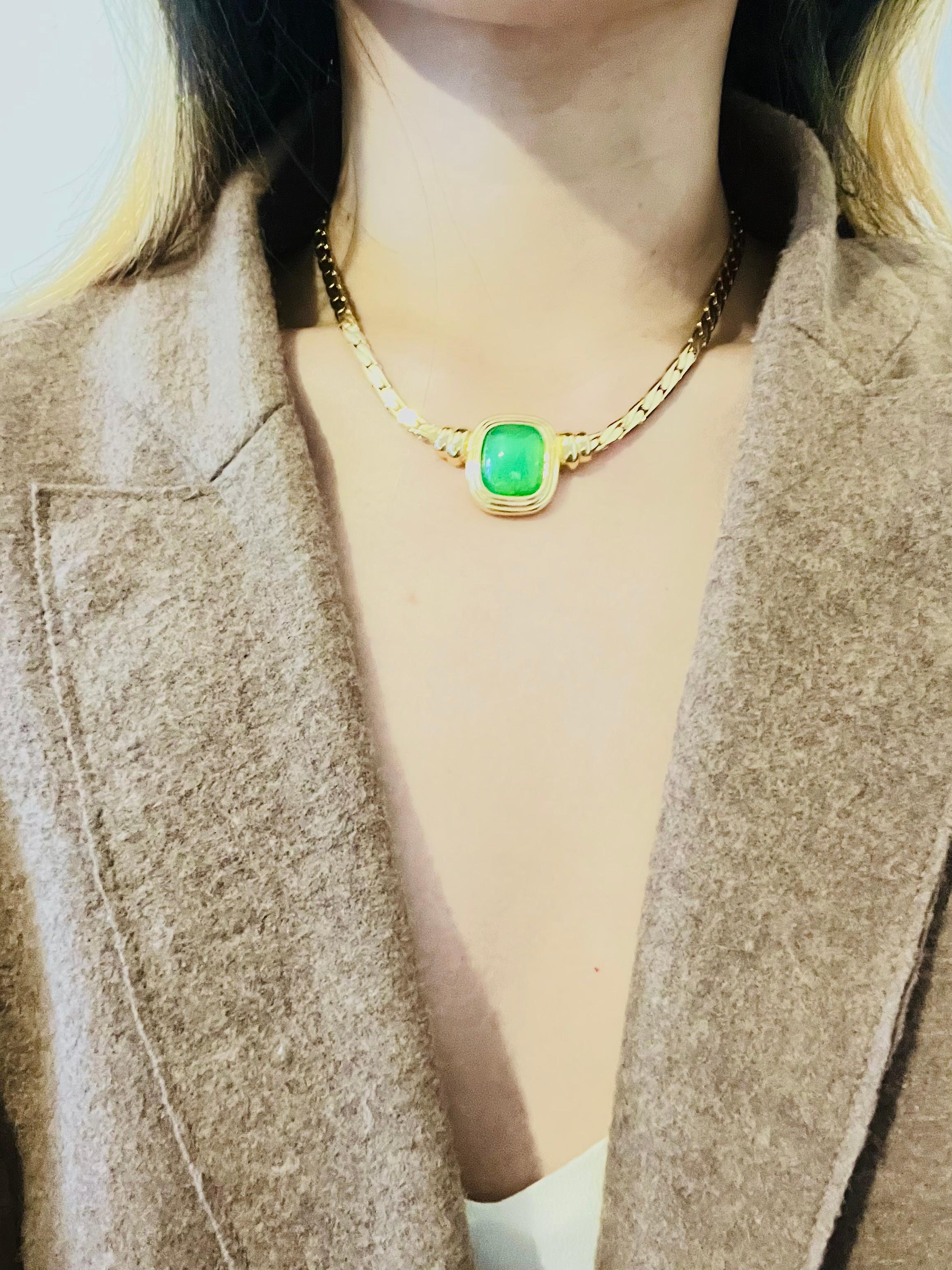 Art Deco Christian Dior Vintage 1980s Emerald Green Rectangle Cabochon Pendant Necklace For Sale