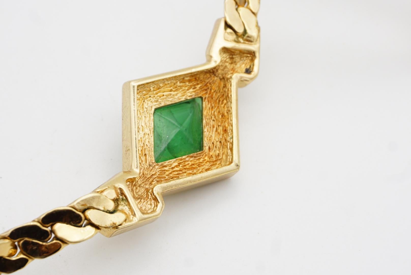 Christian Dior Vintage 1980s Emerald Gripoix Diamond Crystals Pendant Necklace For Sale 6