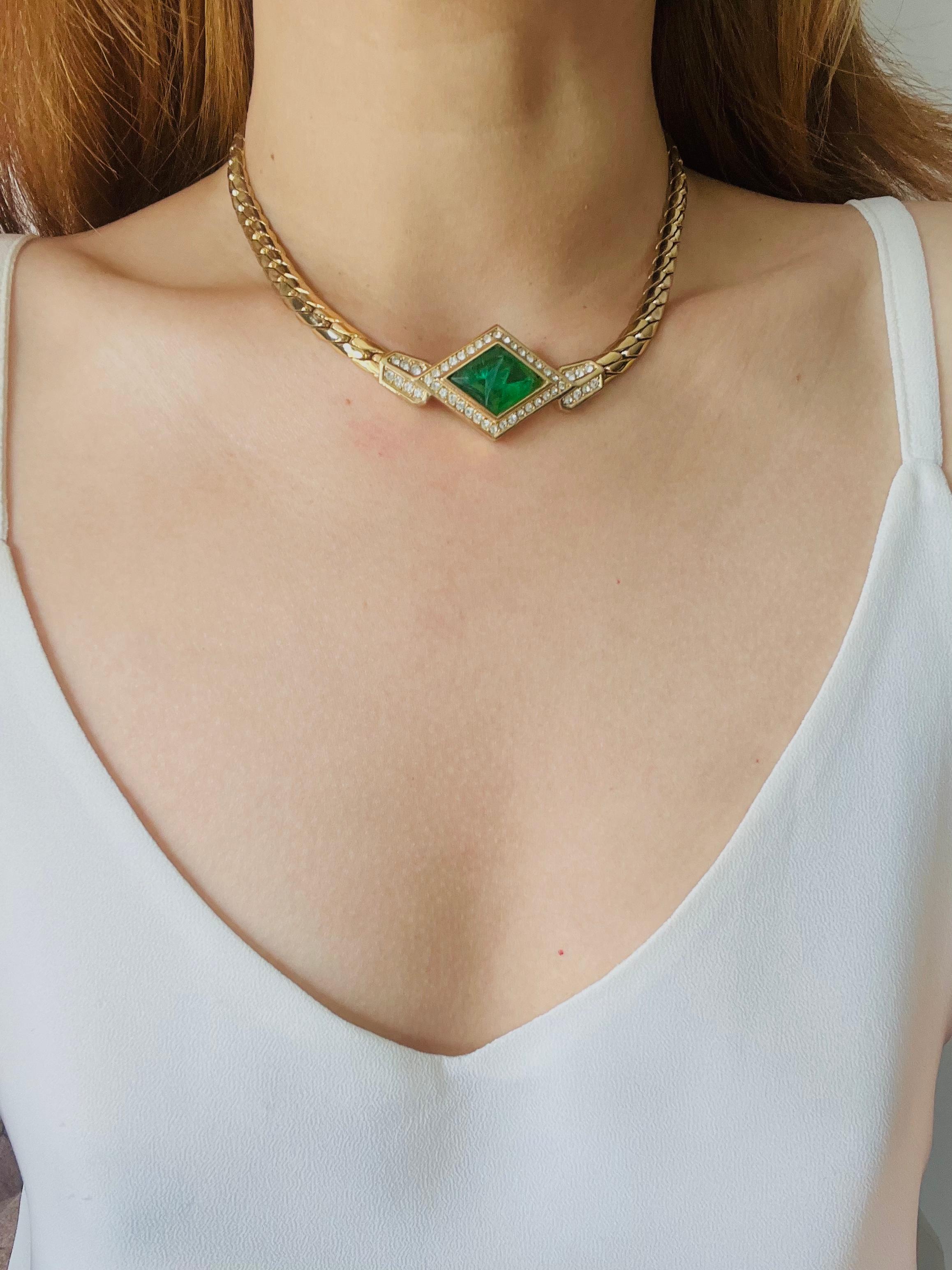 Christian Dior Vintage 1980s Emerald Gripoix Diamond Crystals Pendant Necklace For Sale 2
