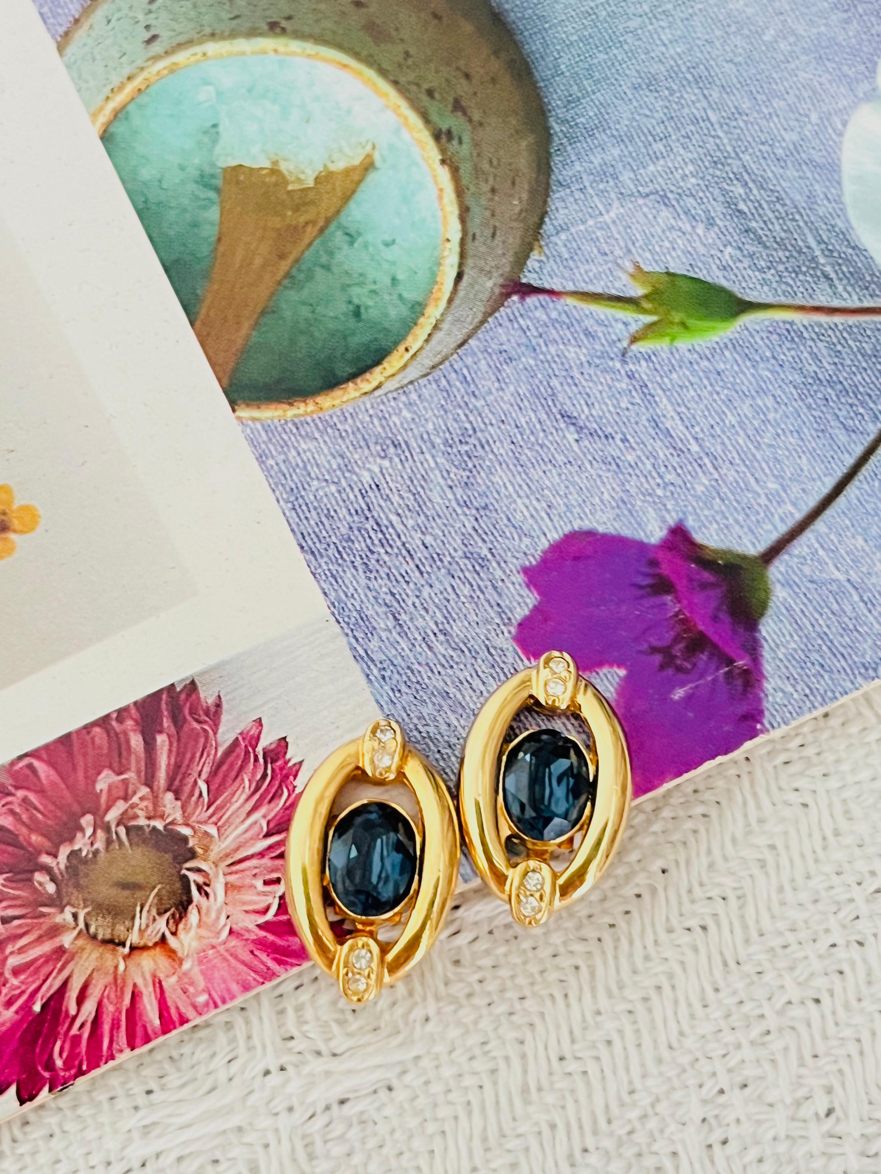 Christian Dior Vintage 1980er Jahre Evil Eye Saphir Oval Kristalle Gold Clip-Ohrringe (Art déco) im Angebot