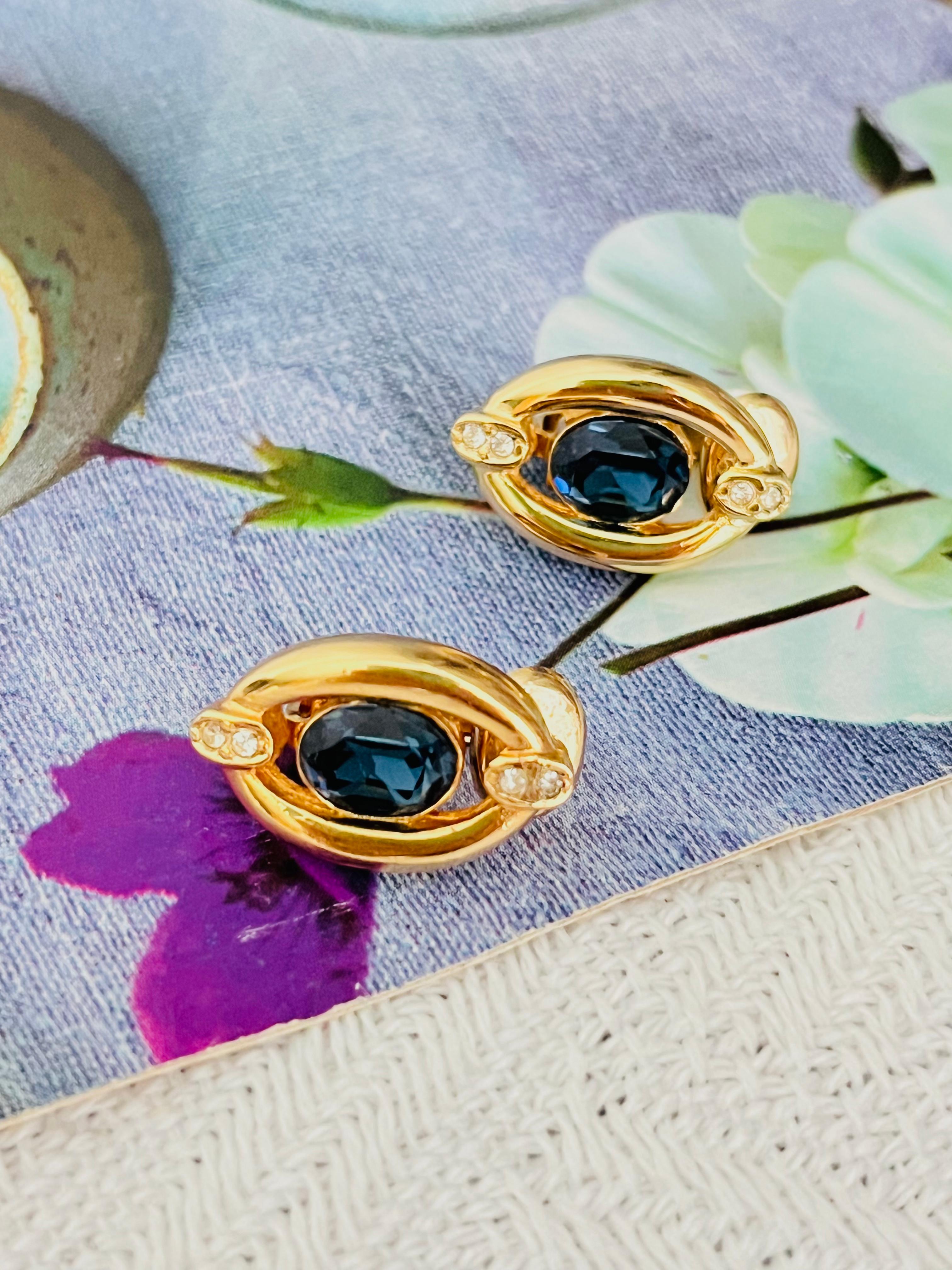 Christian Dior Vintage 1980er Jahre Evil Eye Saphir Oval Kristalle Gold Clip-Ohrringe im Zustand „Hervorragend“ im Angebot in Wokingham, England