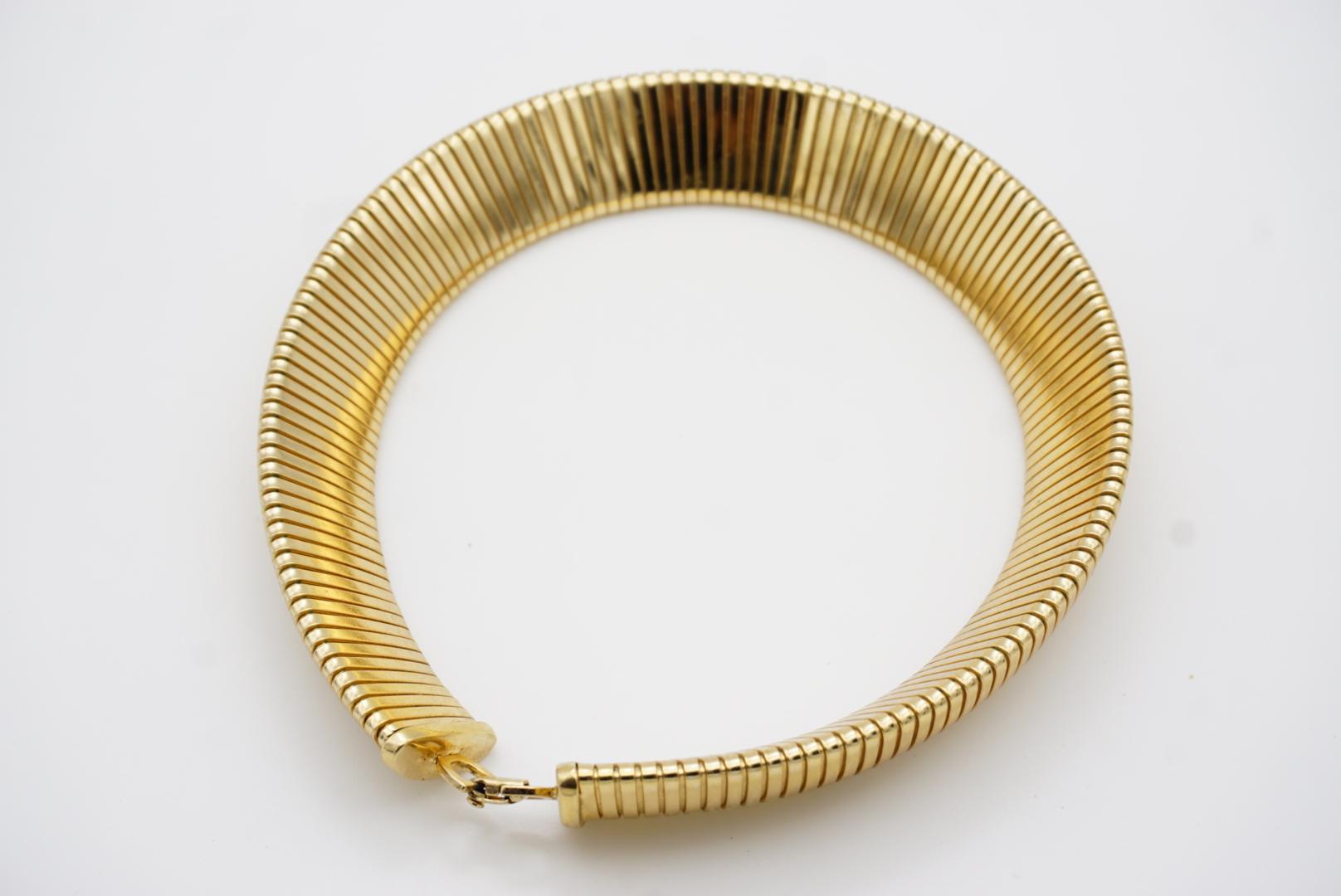 Christian Dior Vintage 1980s Extra Wide Ribbed Omega Snake Choker Gold Necklace For Sale 9