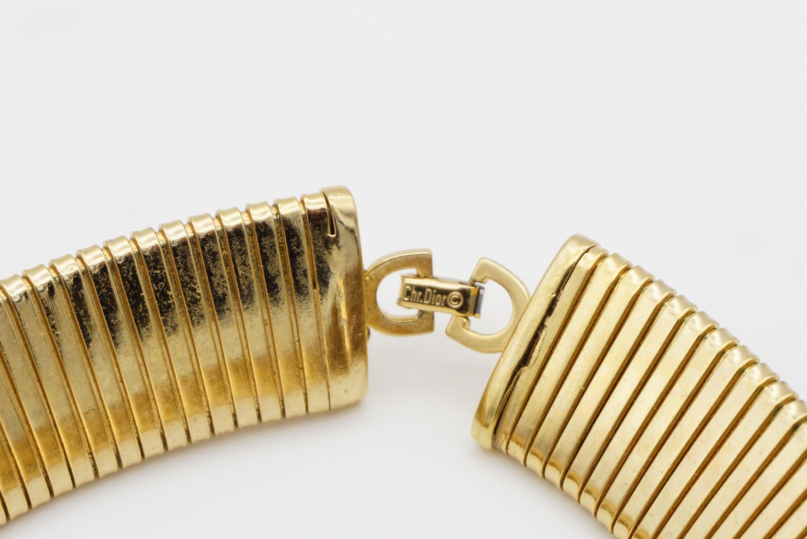 Christian Dior Vintage 1980s Extra Wide Ribbed Omega Snake Choker Gold Necklace For Sale 10