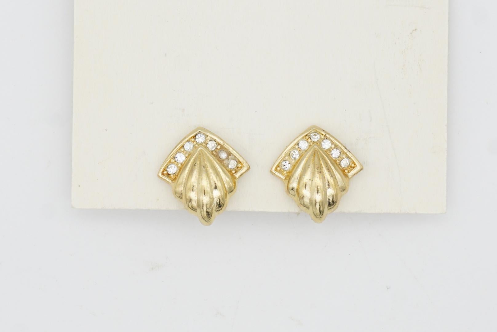 Christian Dior Vintage 1980s Fan Shell Crystals Triangle Gold Clip On Earrings  For Sale 2