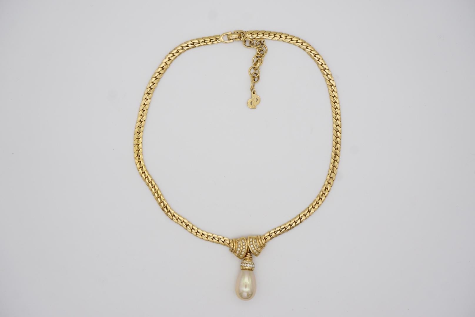 Christian Dior Vintage 1980s Faux Crystals Pearl Teardrop Gold Pendant Necklace In Excellent Condition For Sale In Wokingham, England