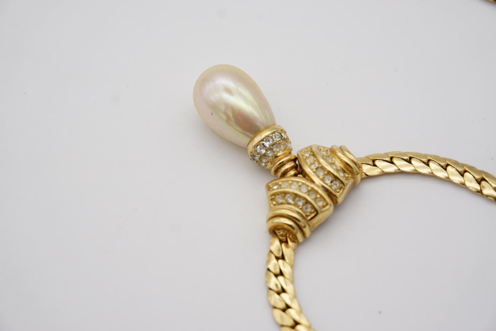 Christian Dior Vintage 1980s Faux Crystals Pearl Teardrop Gold Pendant Necklace For Sale 1