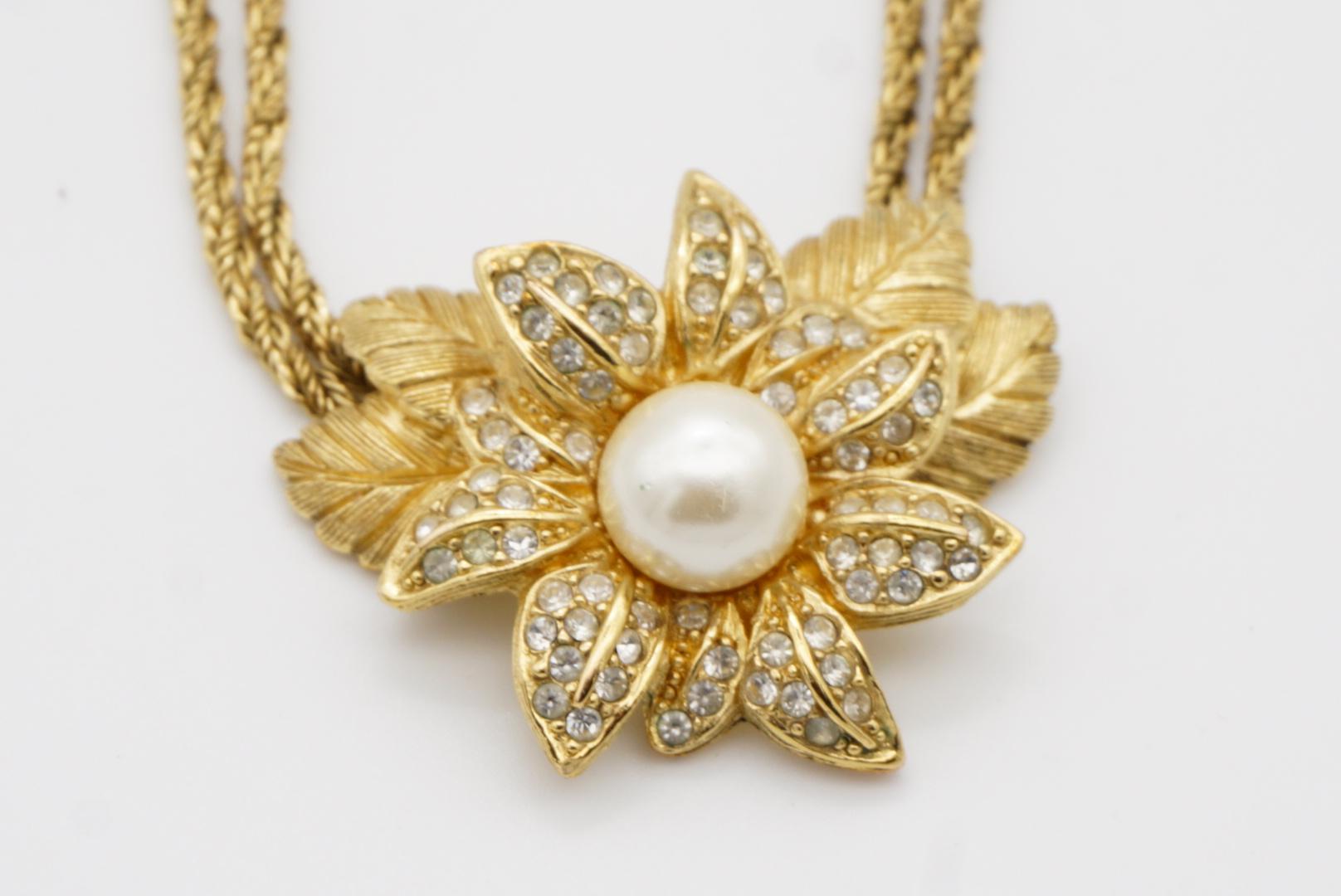 Christian Dior Vintage 1980s Floral Leaf Pearl Crystals Pendant Strand Necklace For Sale 6