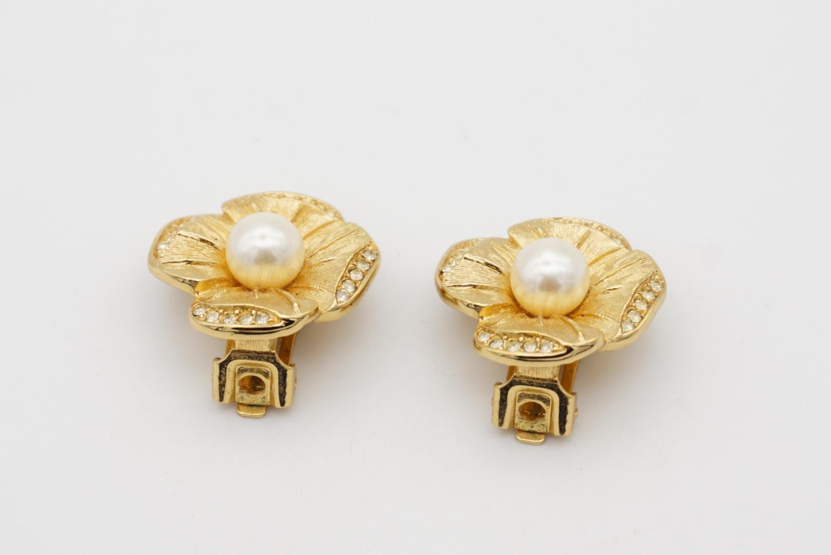 Women's Christian Dior Vintage 1980s Flower White Pearl Crystals Gold Clip On Earrings
