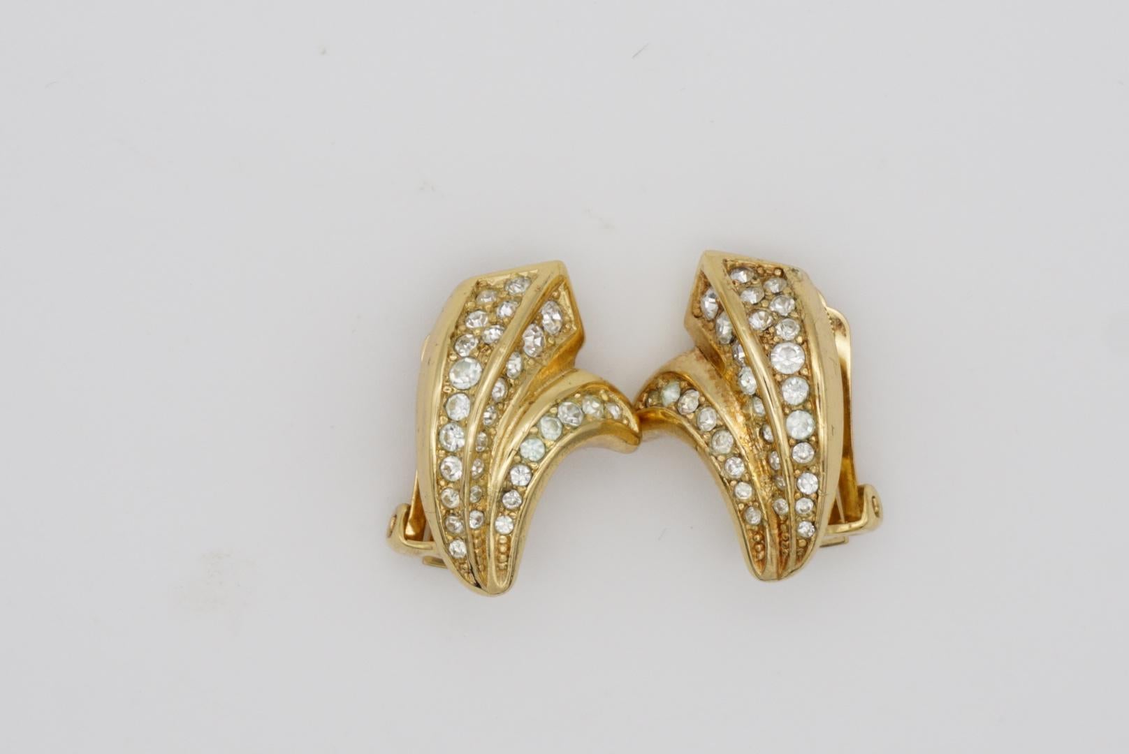 Christian Dior Vintage 1980s Flowers Leaf Crystals Timeless Gold Clip Earrings For Sale 4