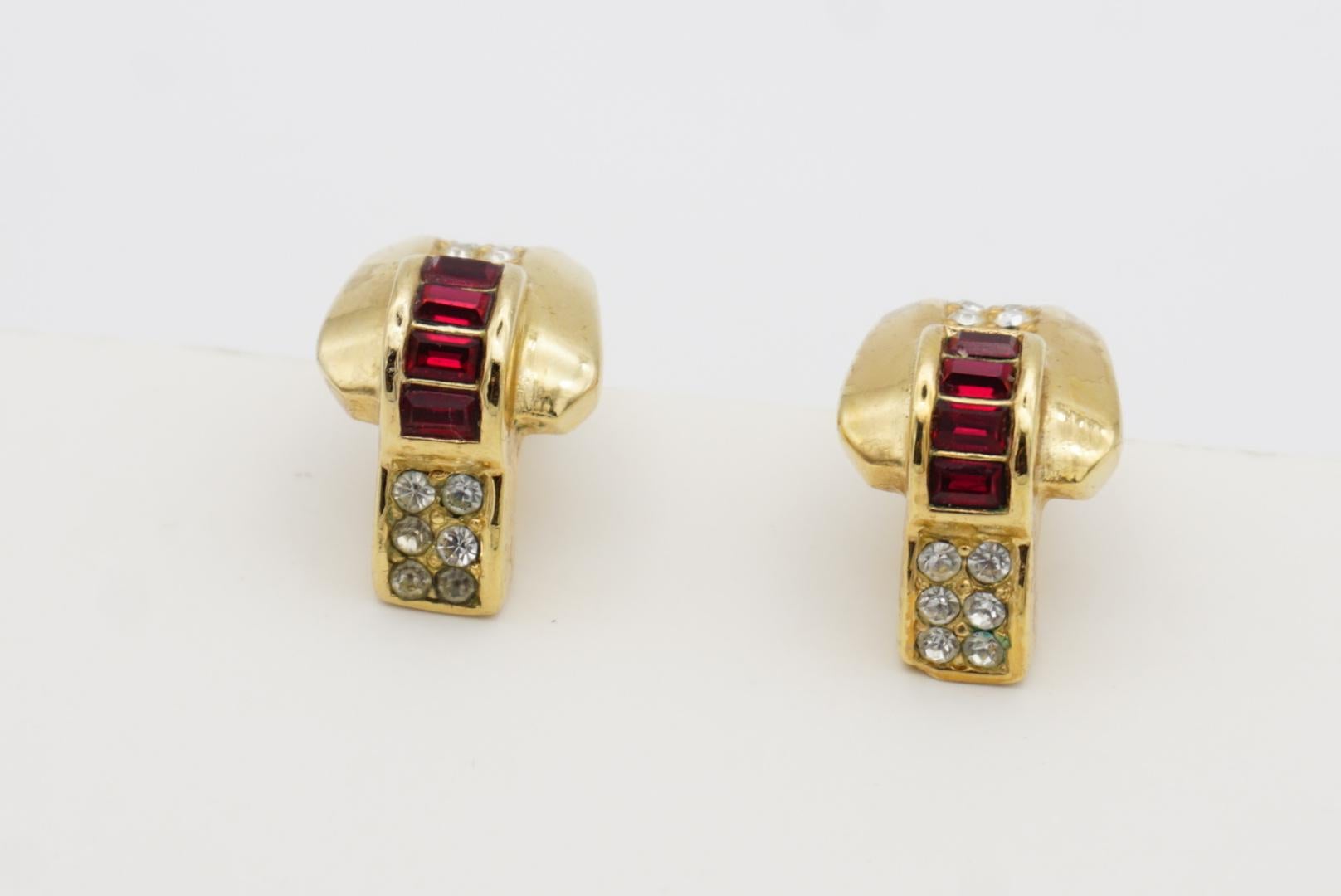 Christian Dior Vintage 1980s Four Ruby Crystals Half Hoop Dome Clip Earrings For Sale 5