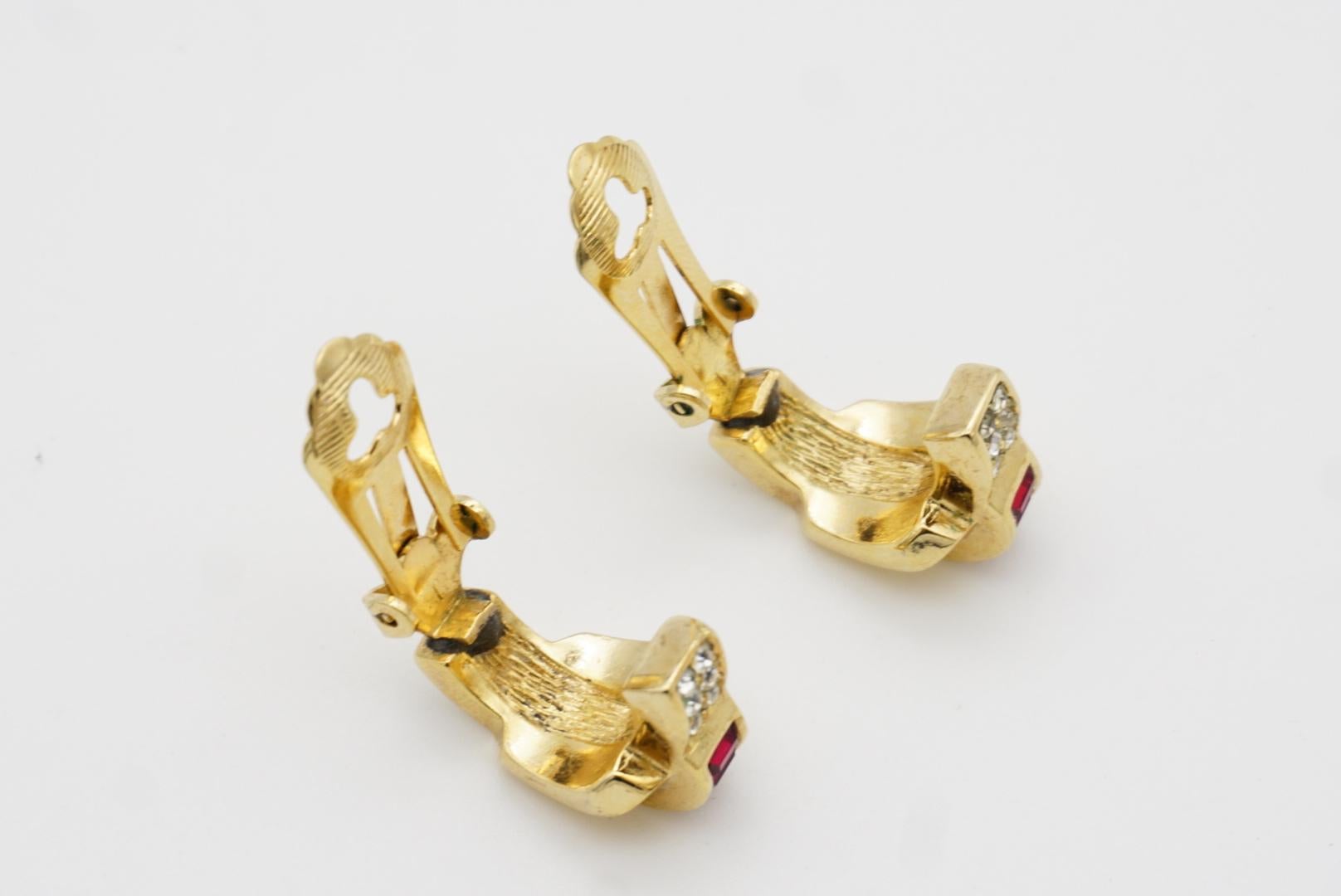 Christian Dior Vintage 1980s Four Ruby Crystals Half Hoop Dome Clip Earrings For Sale 7