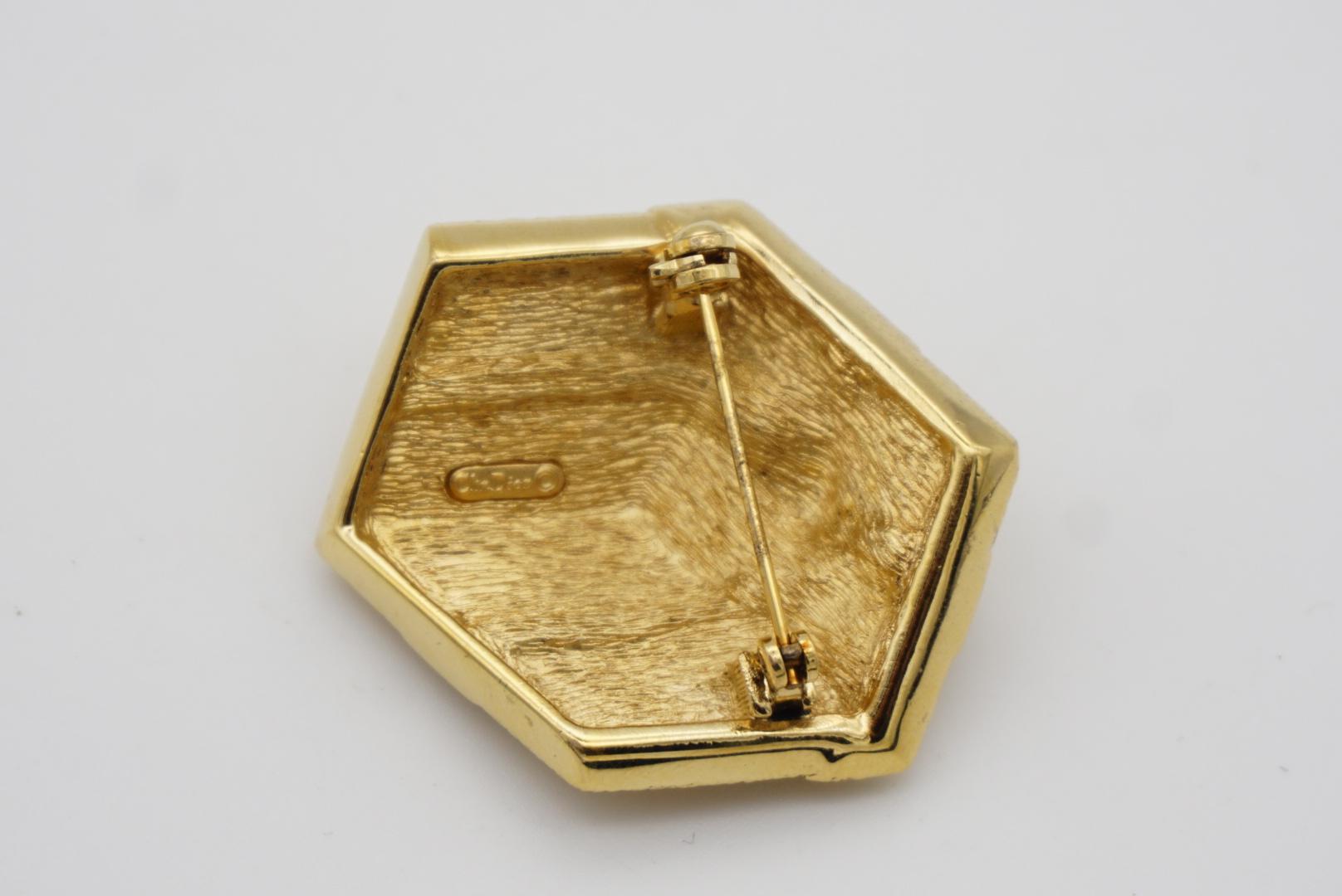 Christian Dior Vintage 1980s Gift Present Ribbon Cube Box Crystals Gold Brooch  For Sale 4