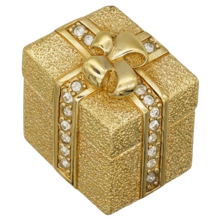 Christian Dior Vintage 1980s Gift Present Ribbon Cube Box Crystals Gold Brooch  For Sale