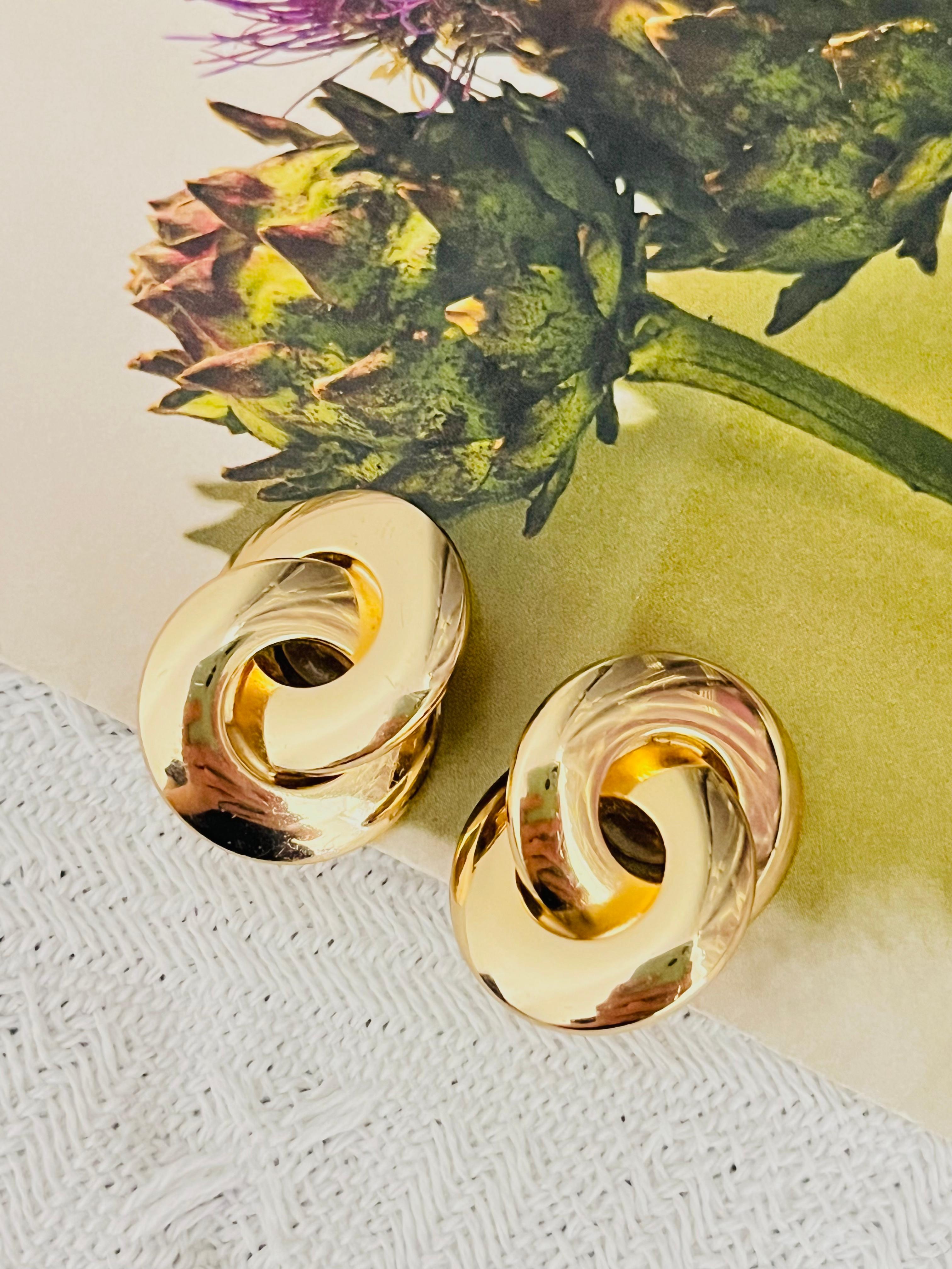 Christian Dior Vintage 1980s Glow Verschlungene verflochtene Clip-Ohrringe im Zustand „Gut“ im Angebot in Wokingham, England