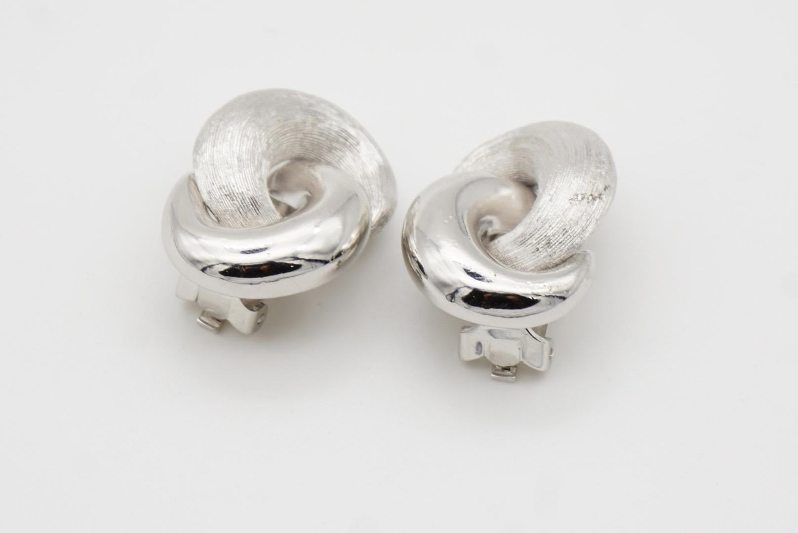 Christian Dior Vintage 1980s Glow Matte Interlocked Knot Silver Clip Earrings 6