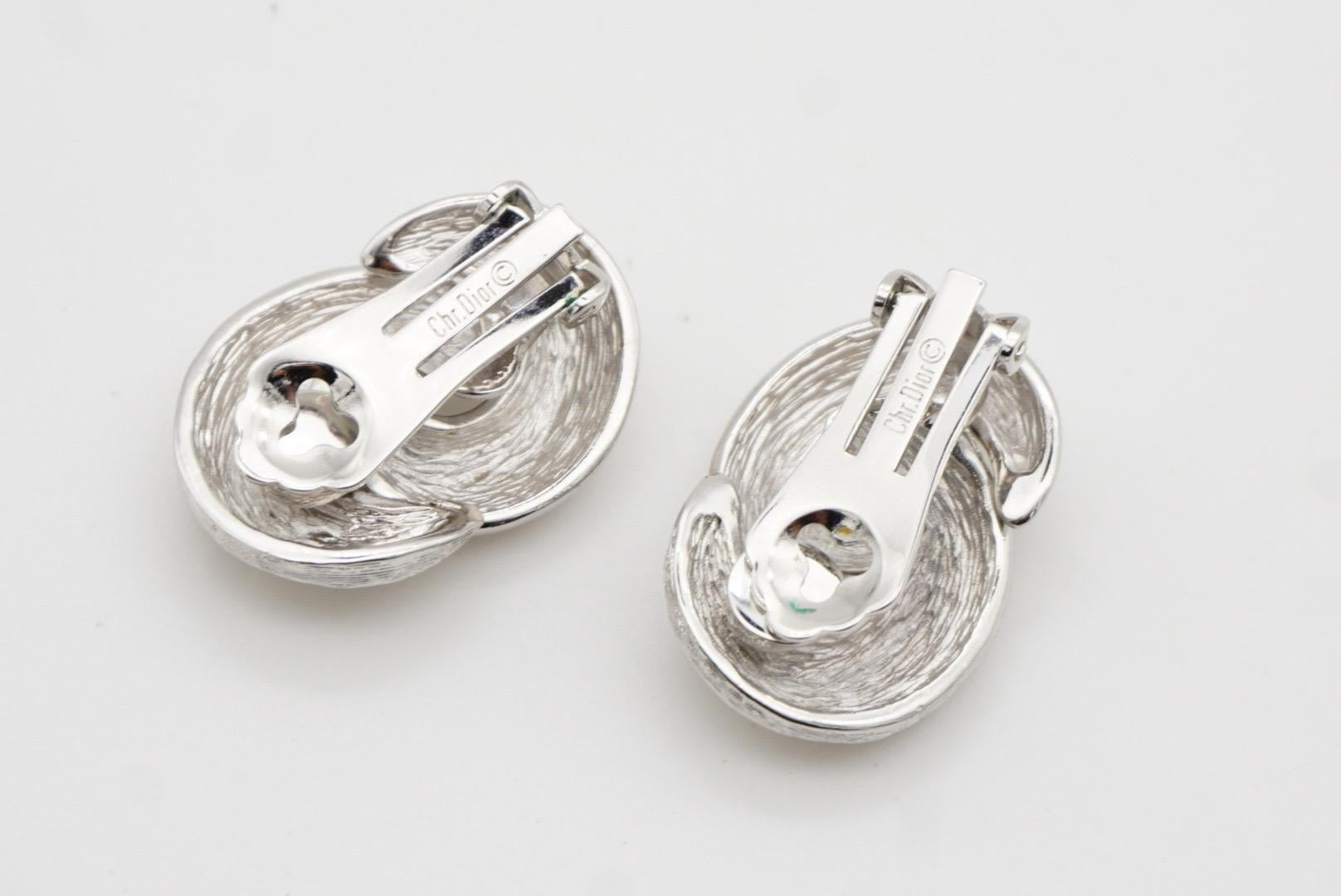 Christian Dior Vintage 1980s Glow Matte Interlocked Knot Silver Clip Earrings 8
