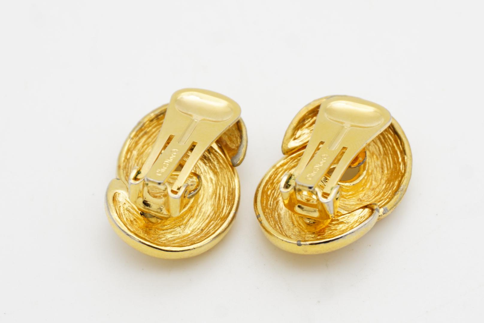 Christian Dior Vintage 1980s Glow Matte Interlocked Knot Twist Chunky Earrings For Sale 7