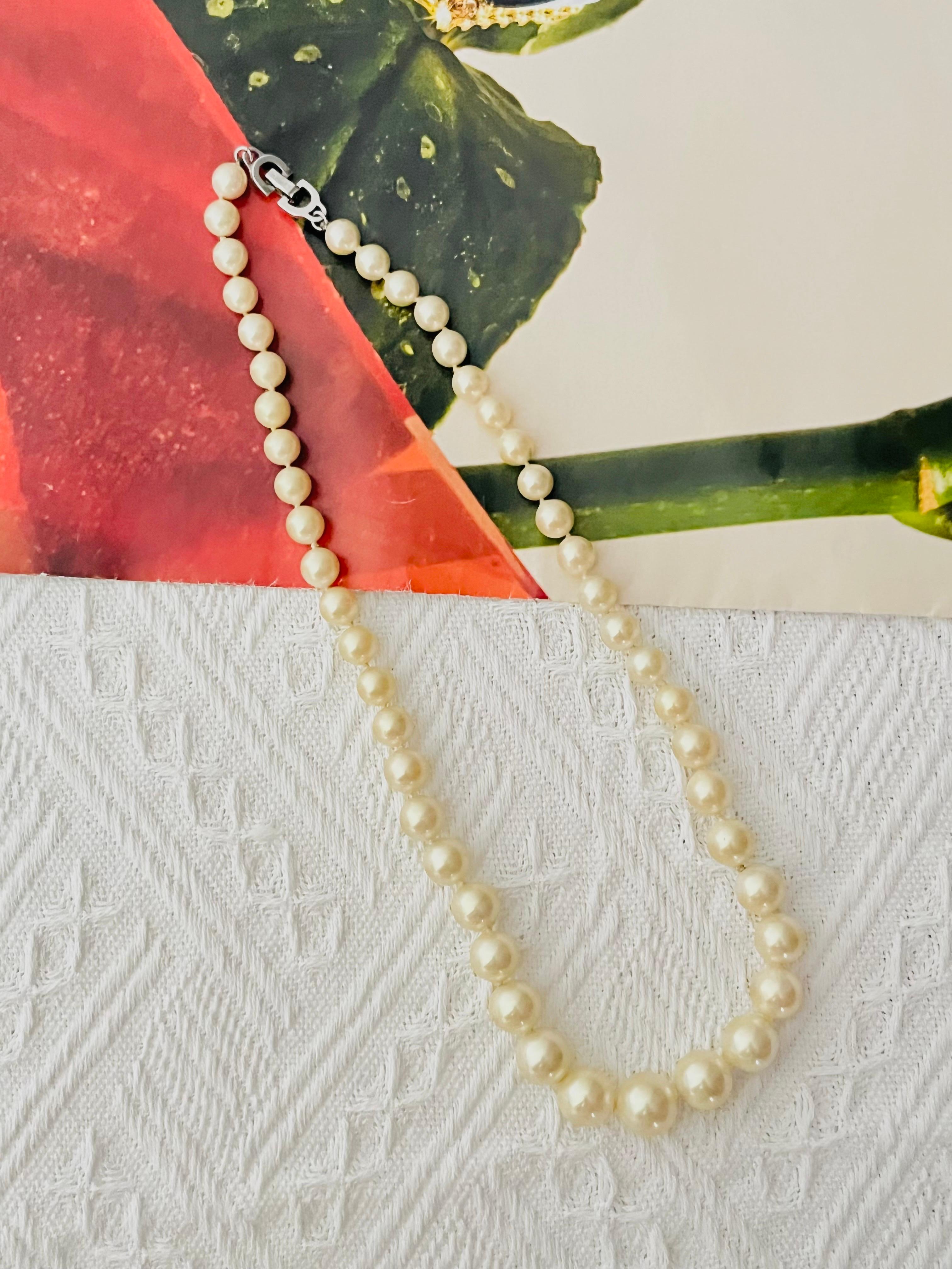 da uomo o donna Christian Dior Collana vintage anni '80 con perline sferiche graduate, logo CD e perle in vendita