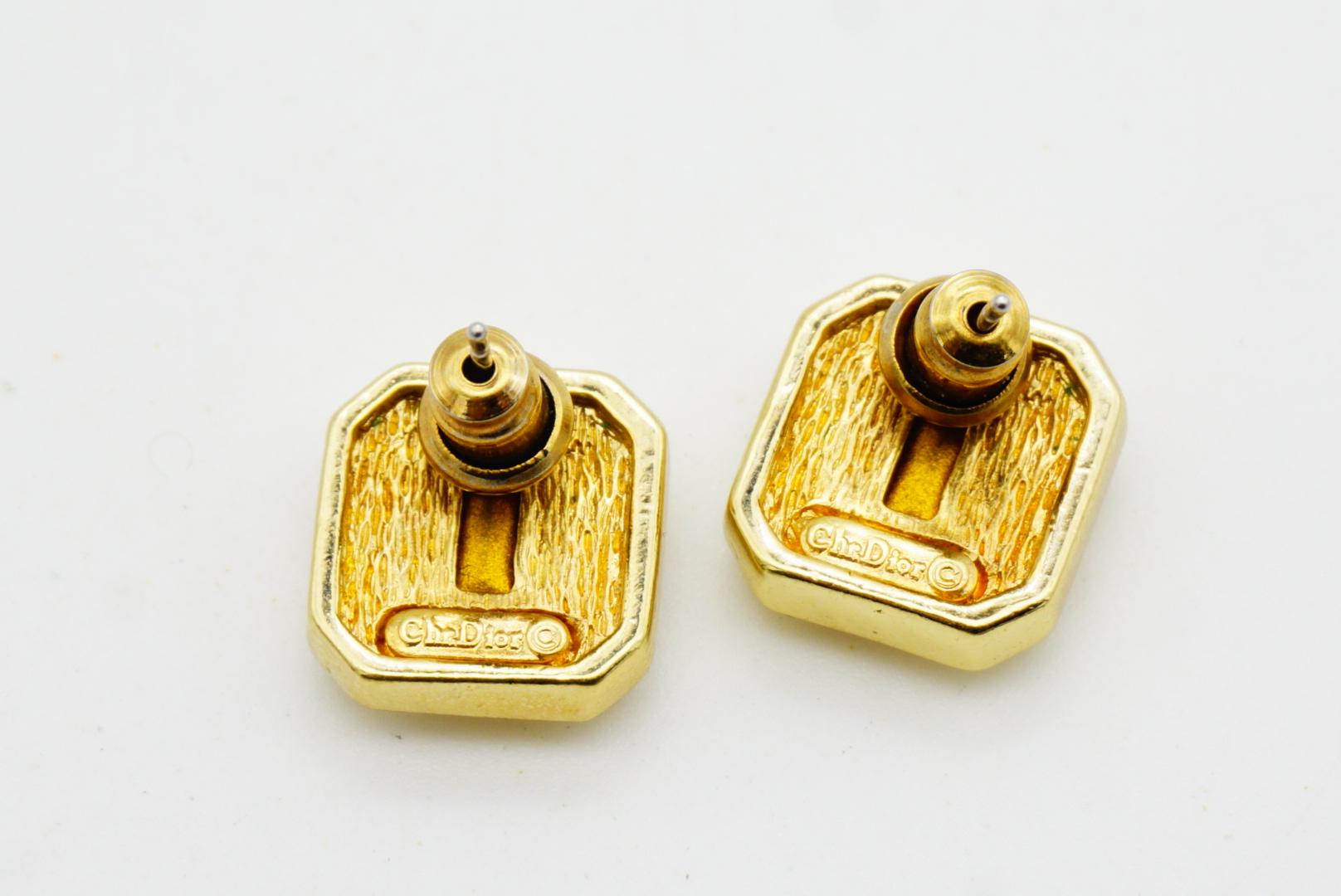 Christian Dior Vintage 1980s Gripoix Crystals Emerald Octagon Pierced Earrings For Sale 7
