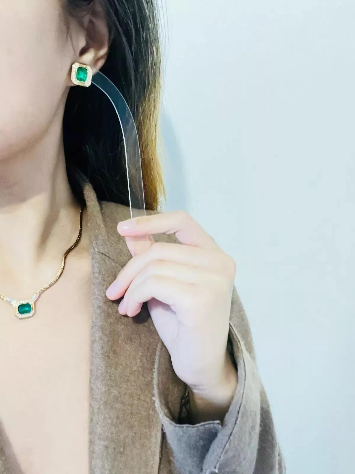 Christian Dior Vintage 1980s Gripoix Crystals Emerald Octagon Pierced Earrings For Sale 2